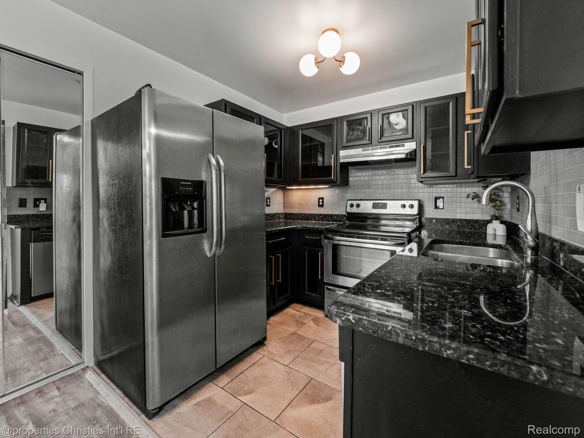 23206 CORNERSTONE VILLAGE Drive