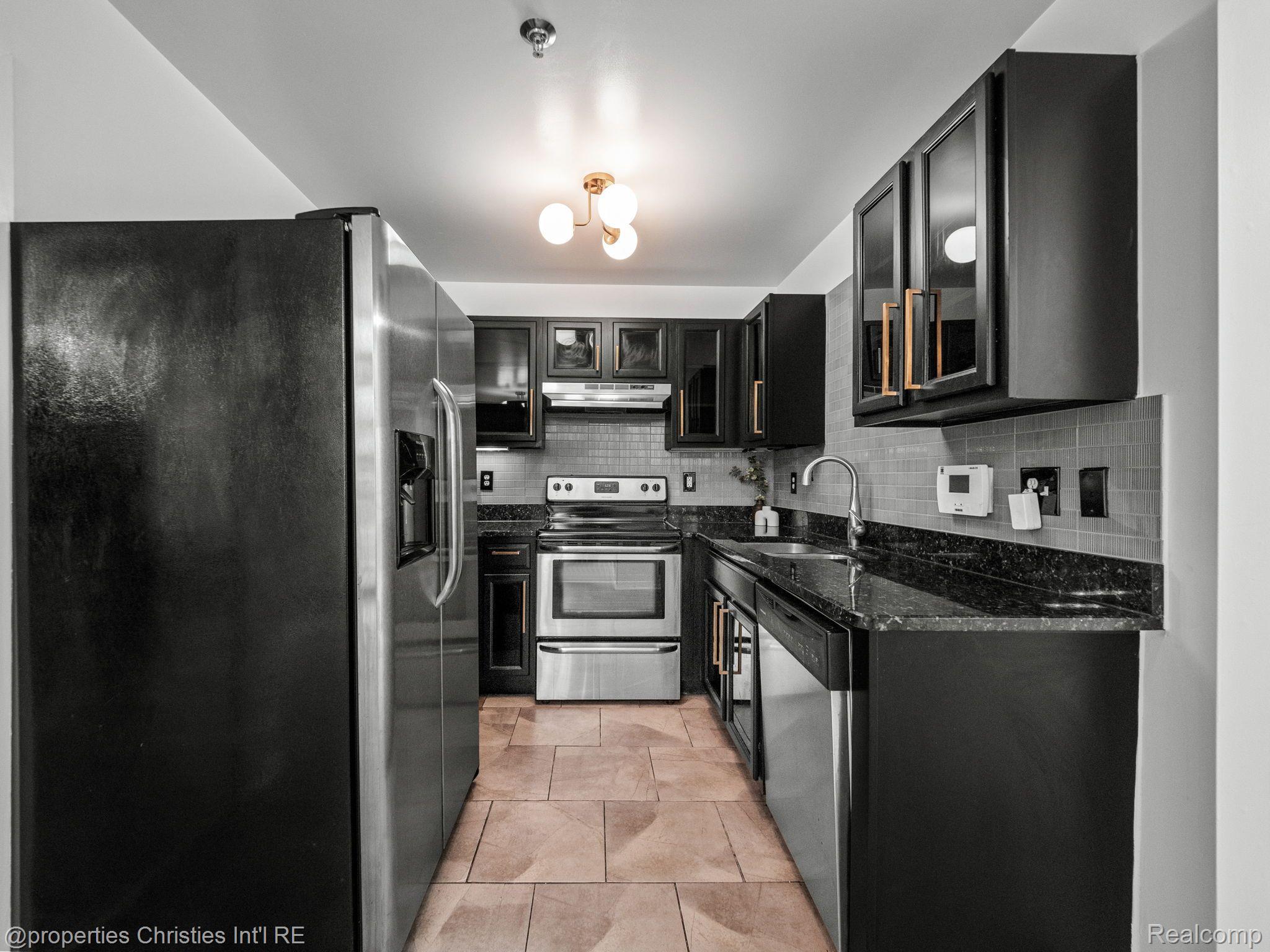 23206 CORNERSTONE VILLAGE Drive