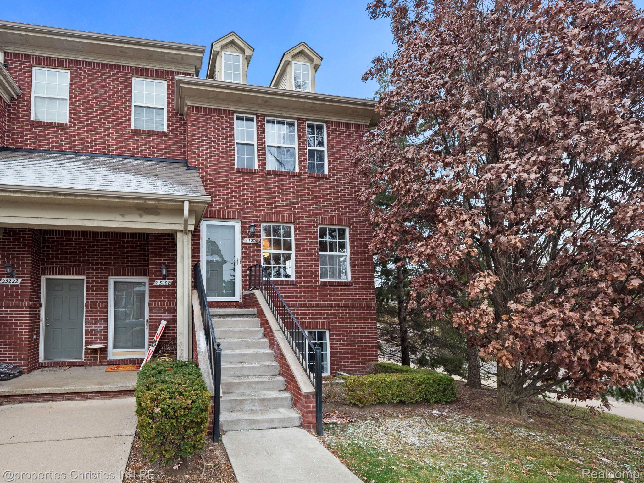 23206 CORNERSTONE VILLAGE Drive