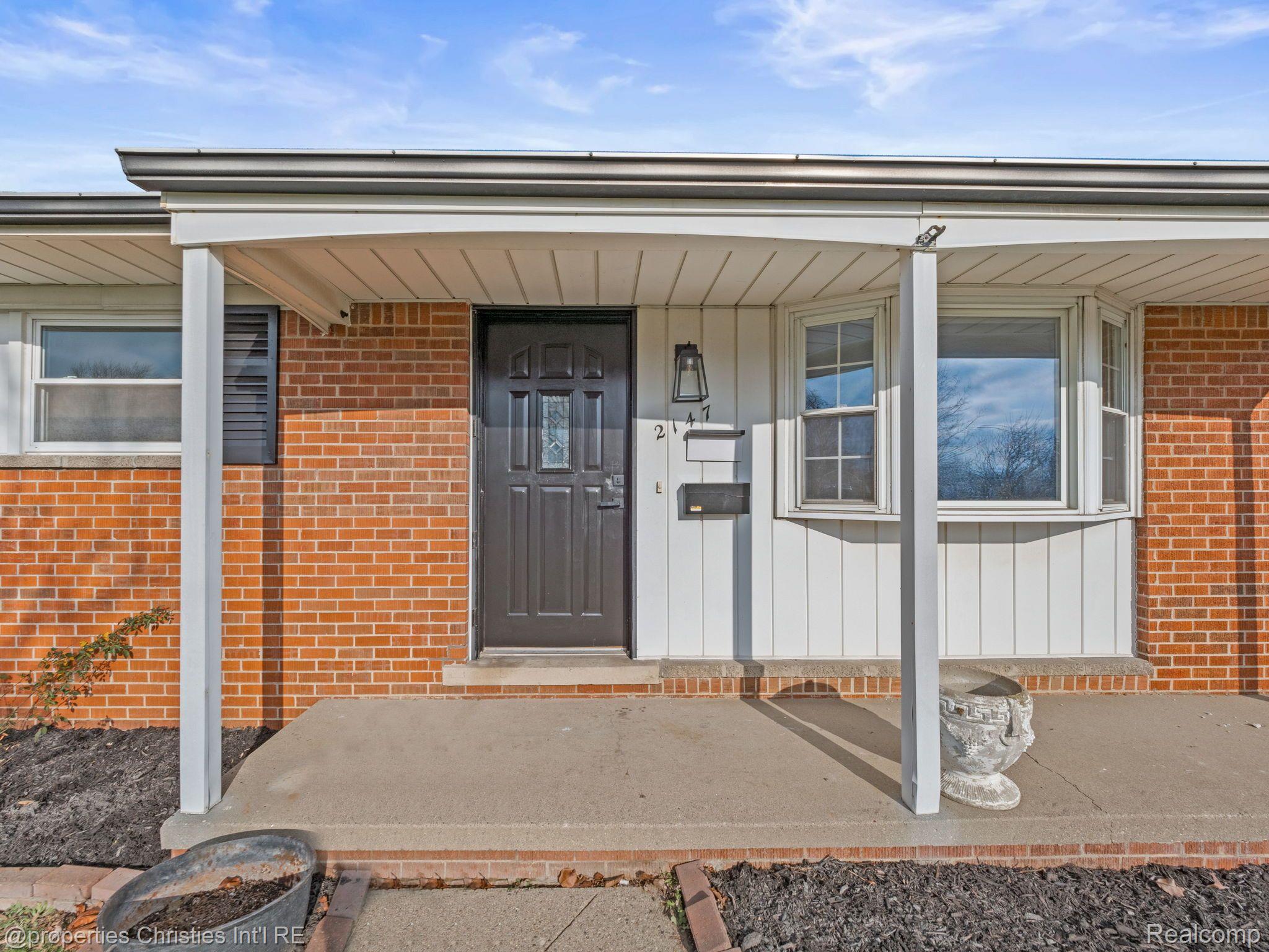 2147 Parliament Drive