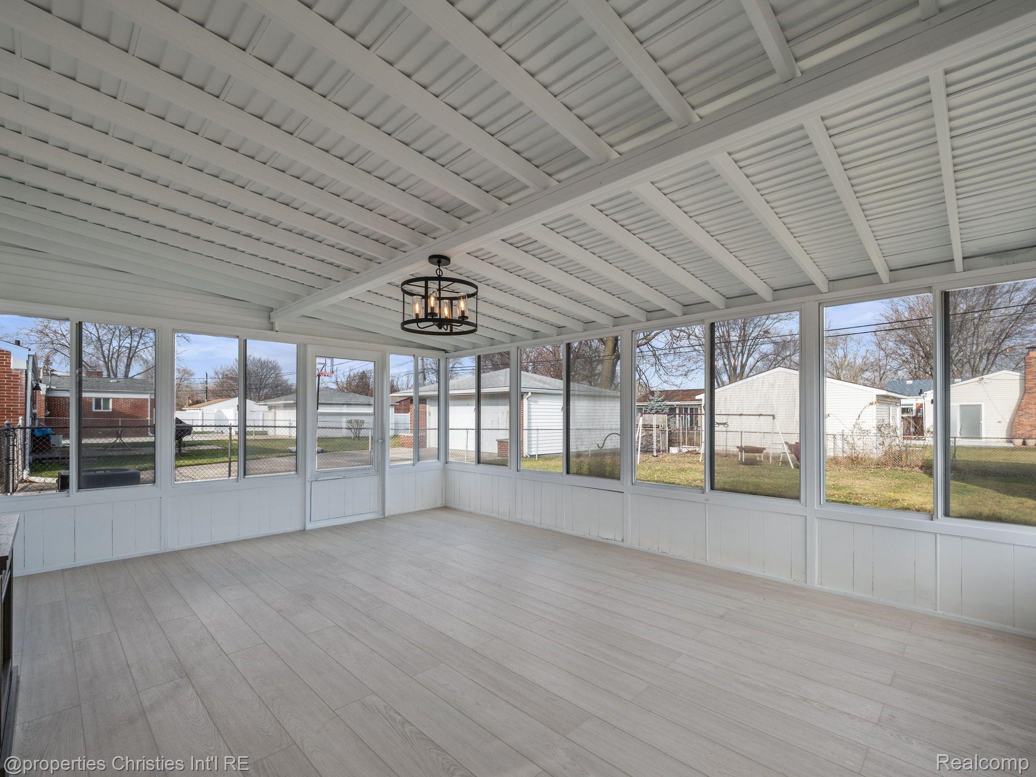 2147 Parliament Drive