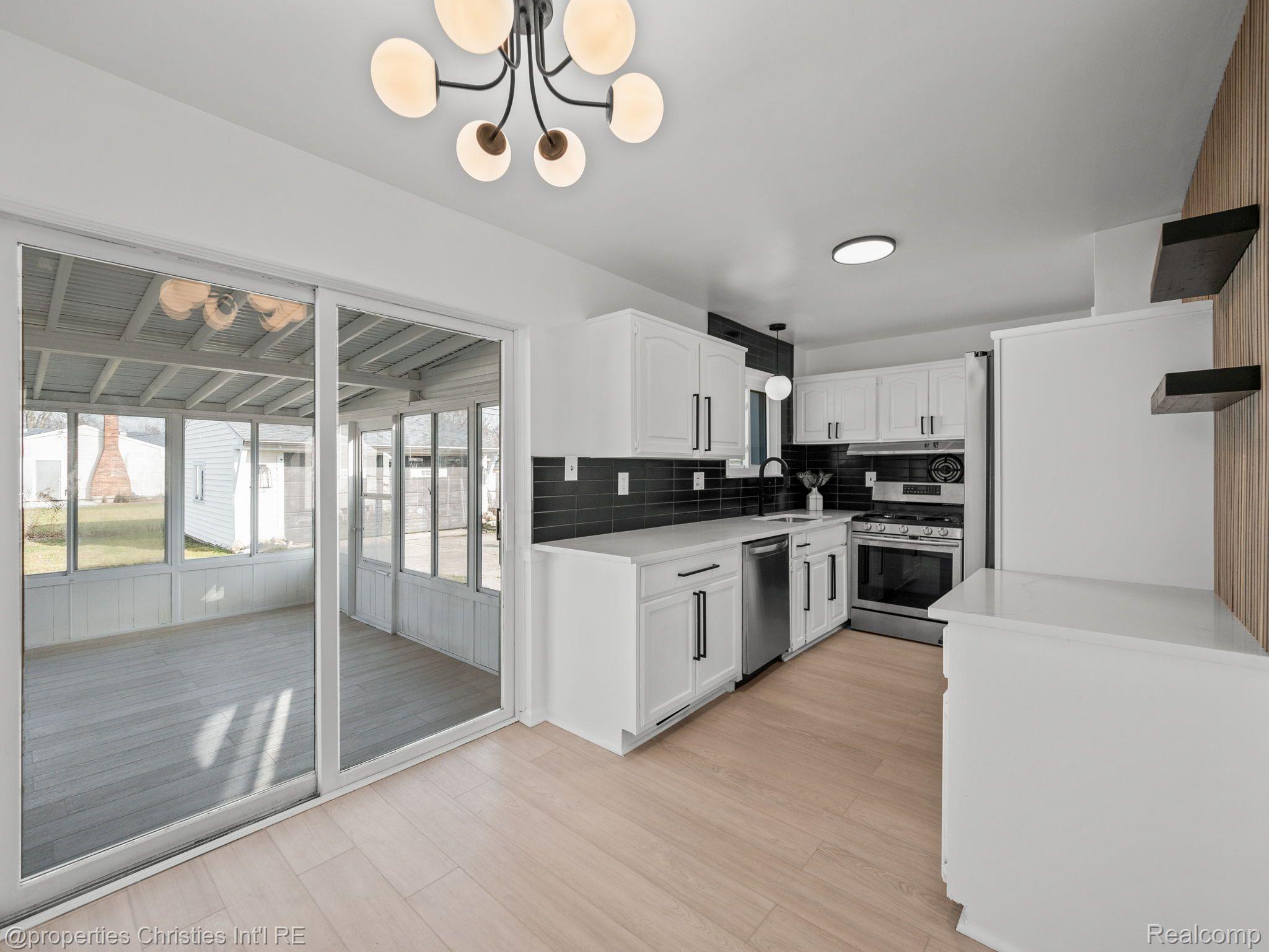 2147 Parliament Drive