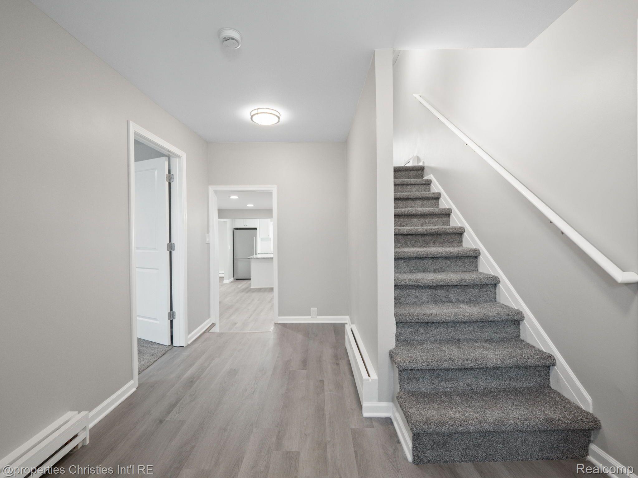 3179 MELVIN Avenue