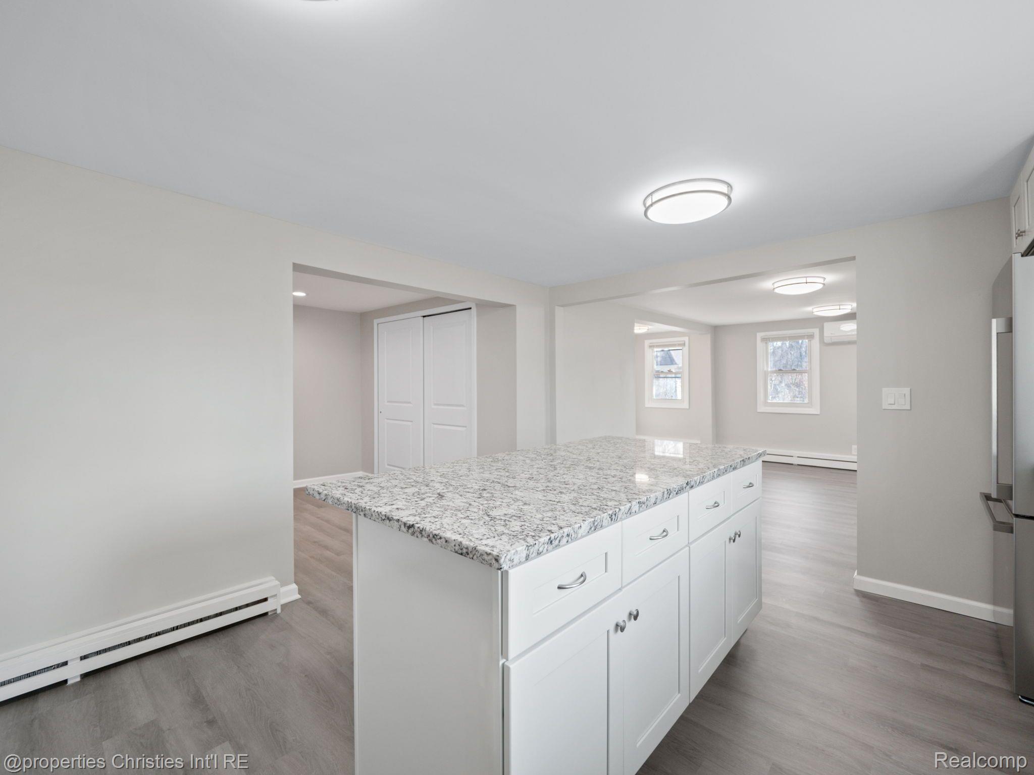 3179 MELVIN Avenue