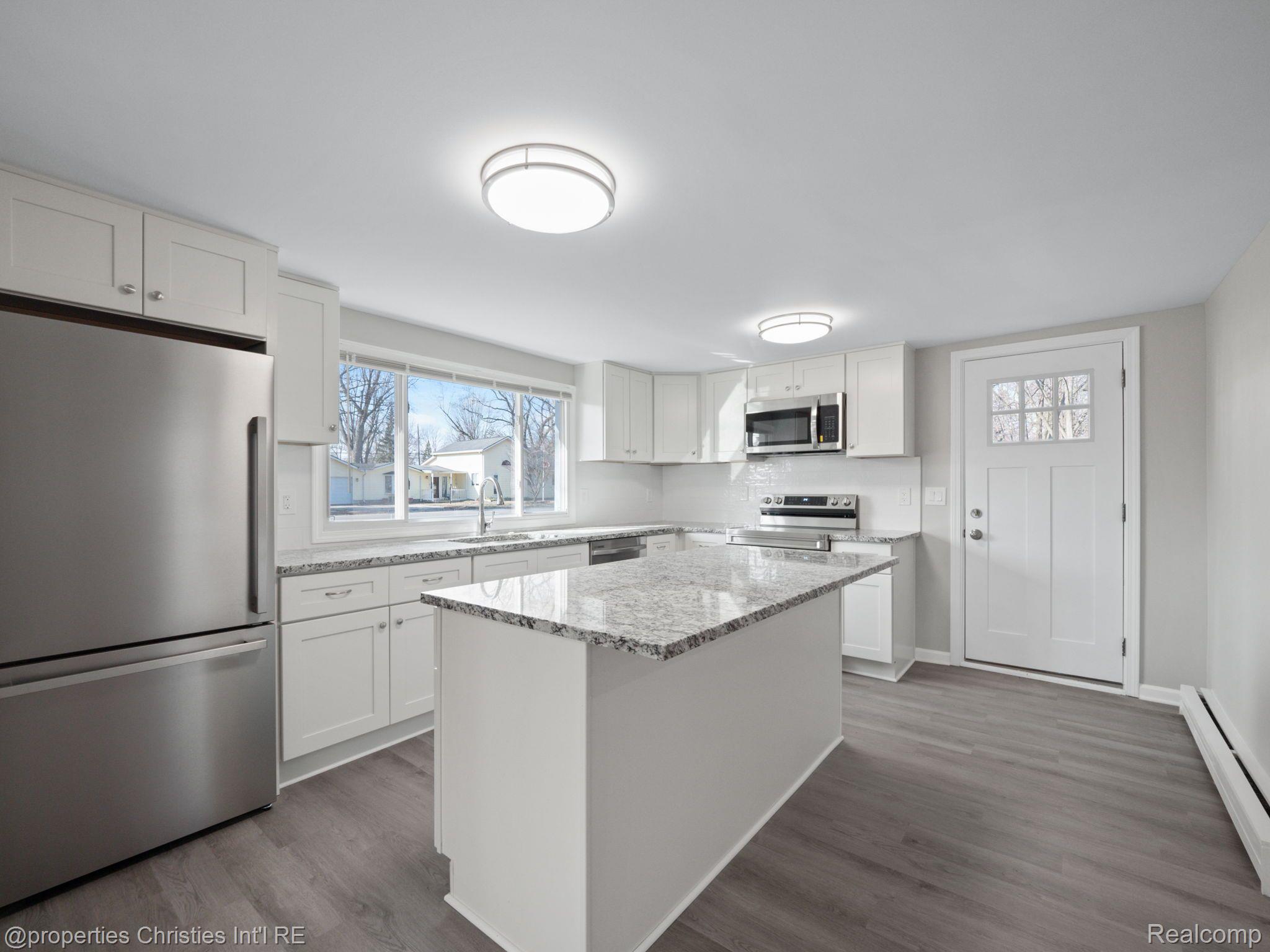 3179 MELVIN Avenue