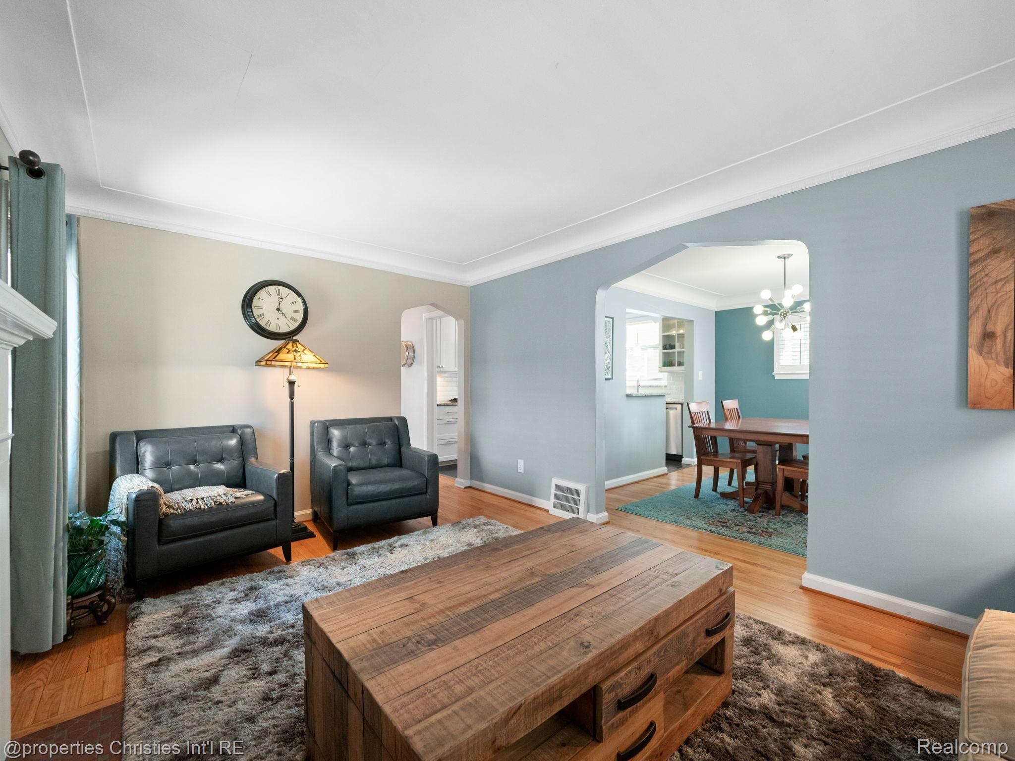 1338 OXFORD Road