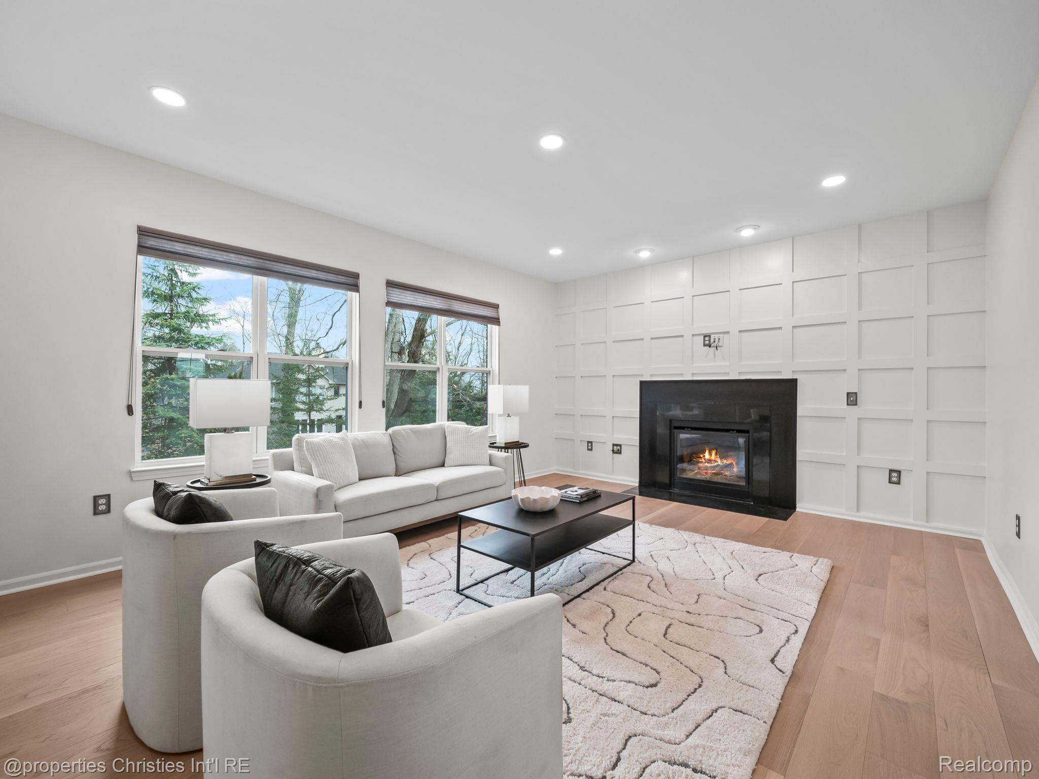 578 RED BANK Drive