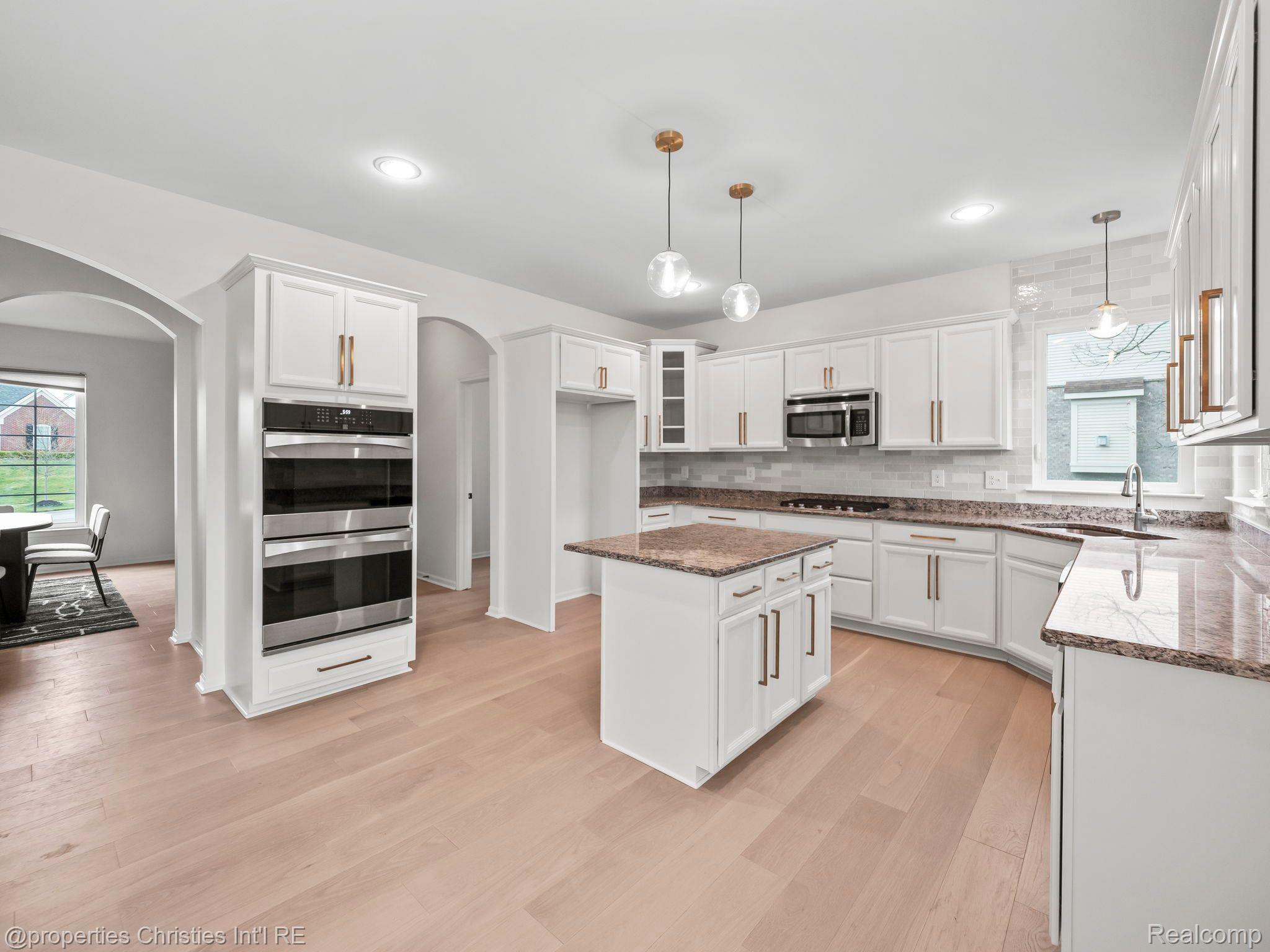 578 RED BANK Drive
