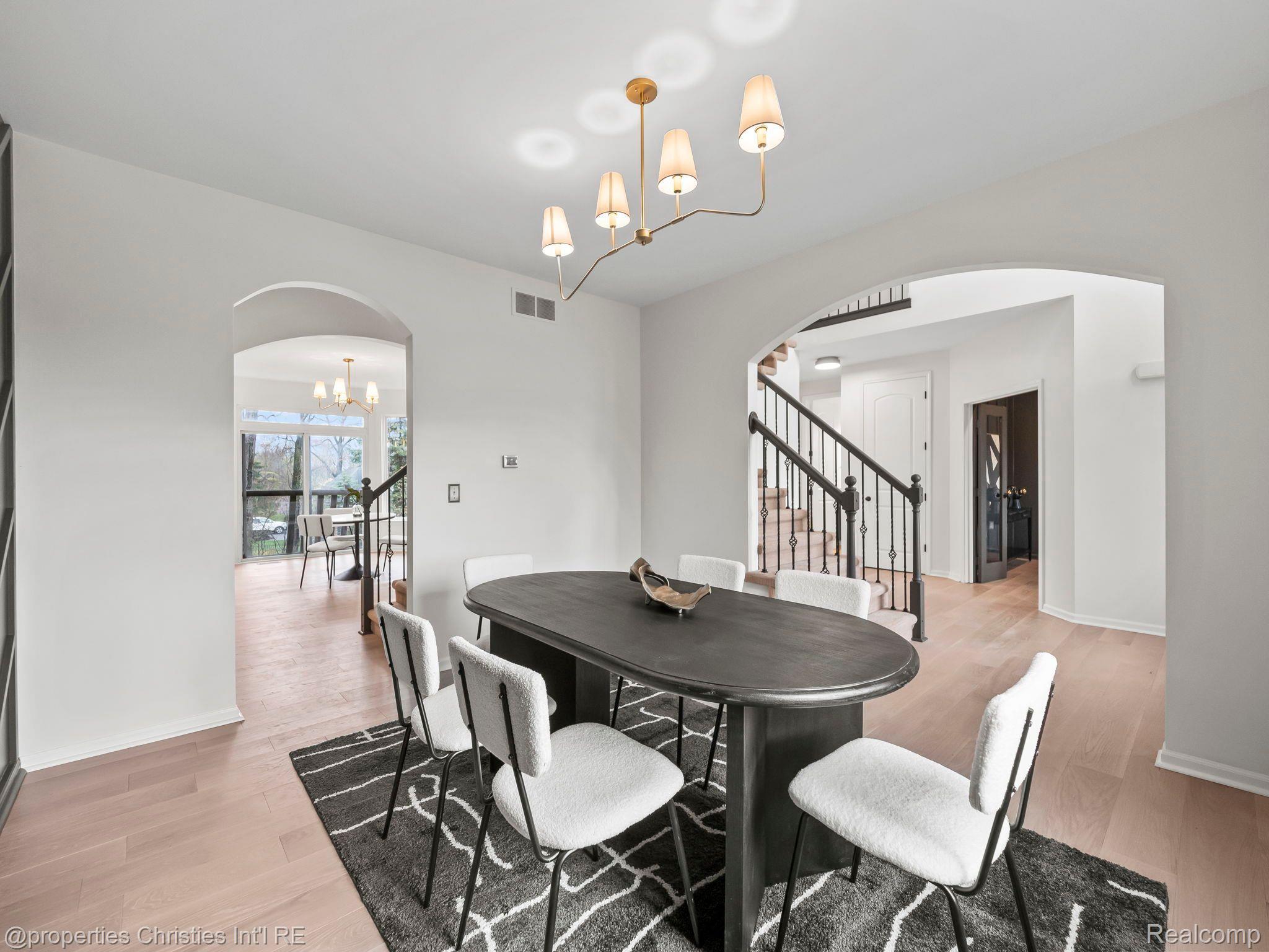 578 RED BANK Drive