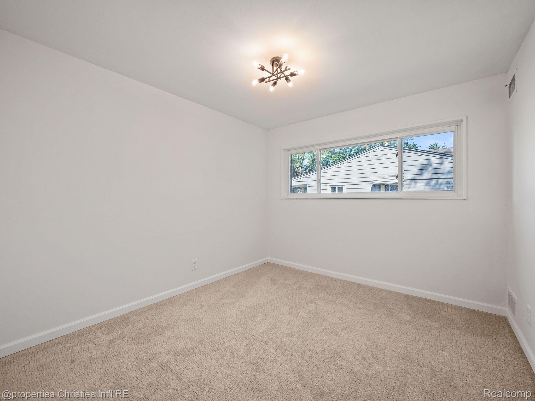 2534 LAFAY Drive