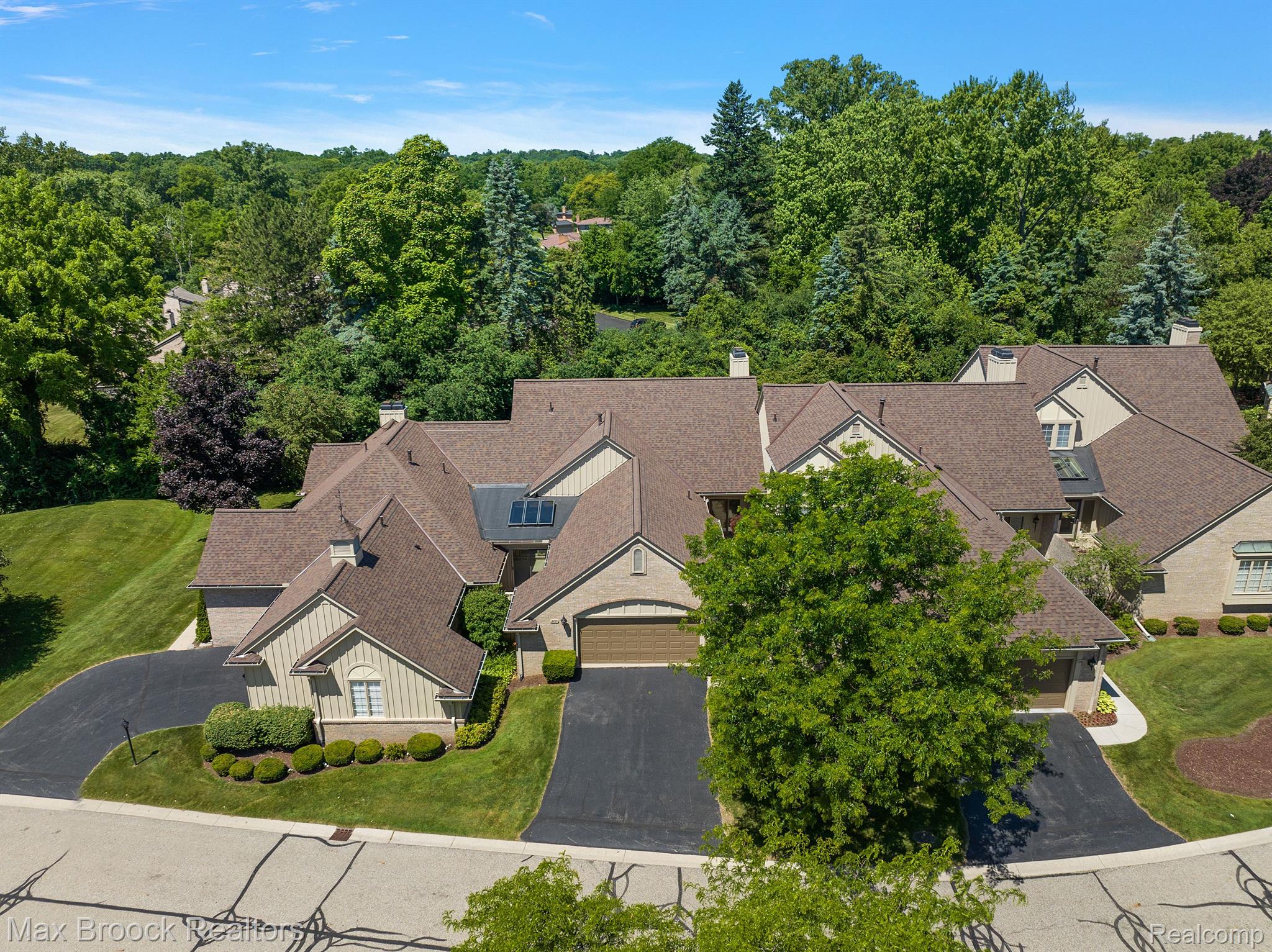2459 HICKORY GLEN Drive