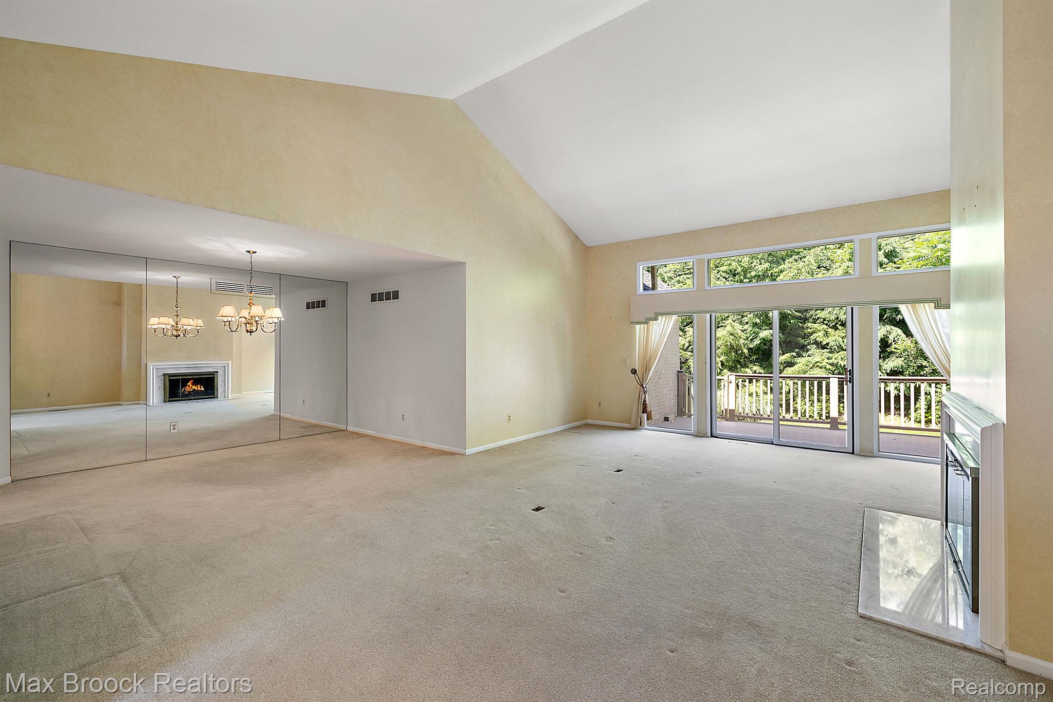 2459 HICKORY GLEN Drive