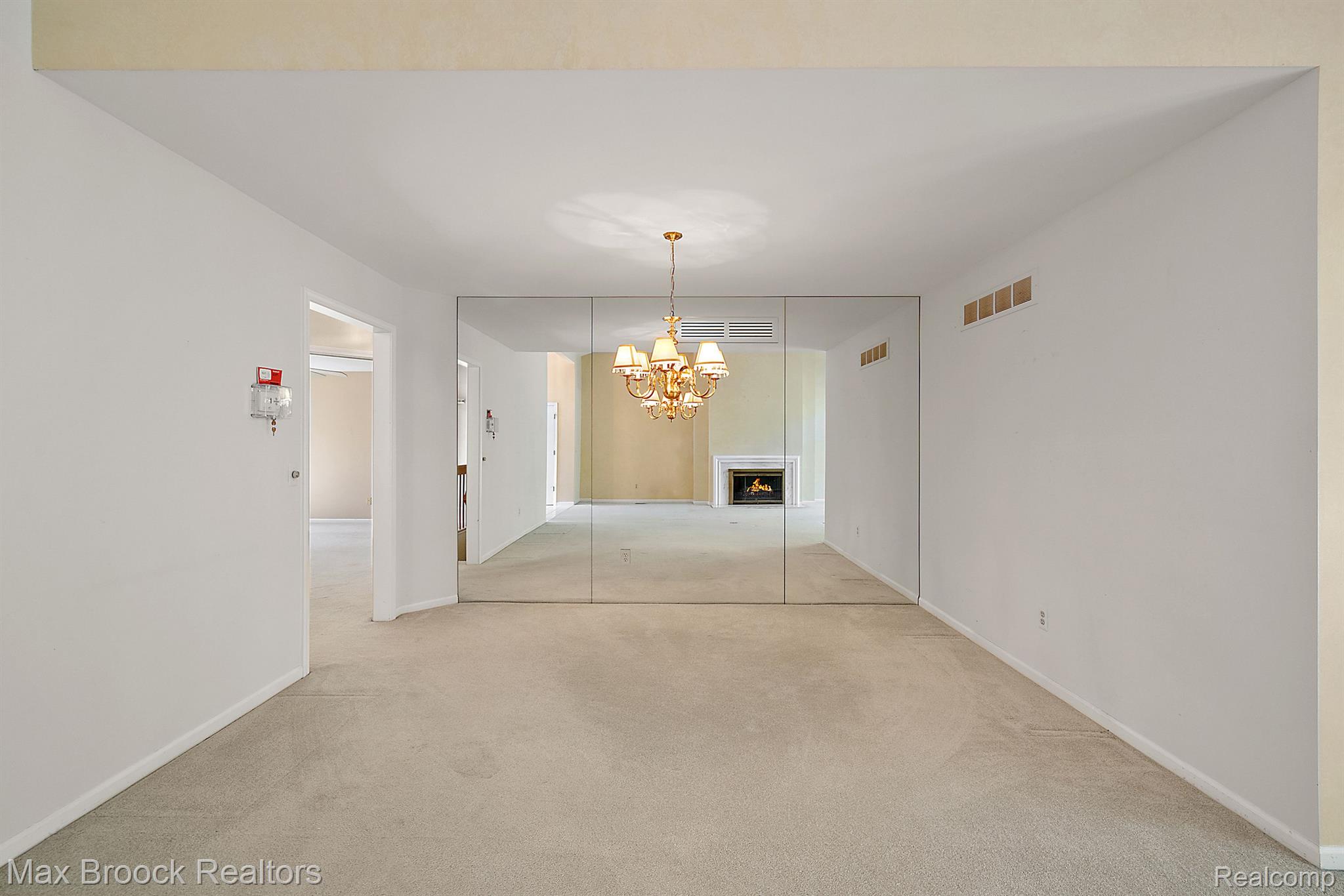 2459 HICKORY GLEN Drive