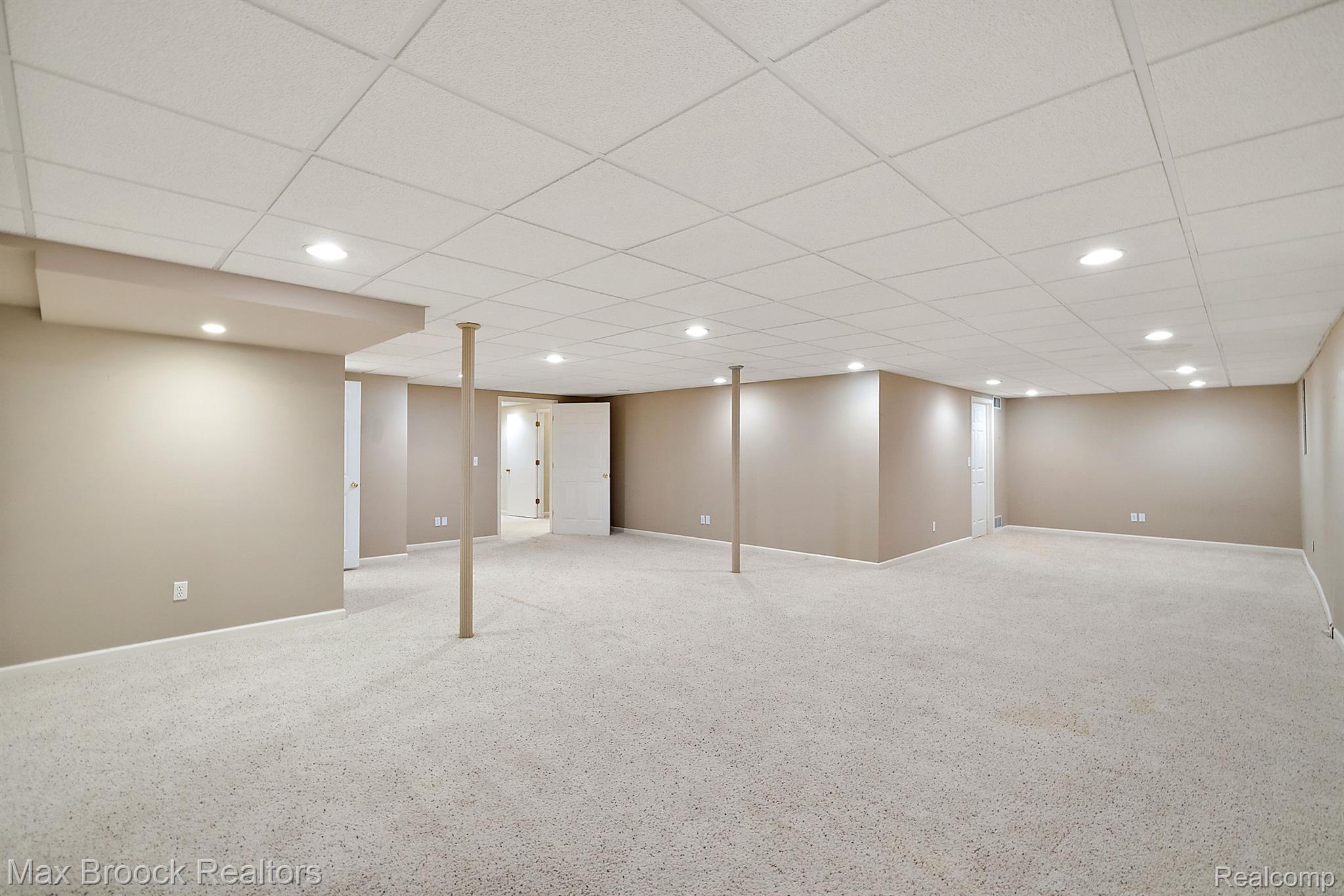 2459 HICKORY GLEN Drive