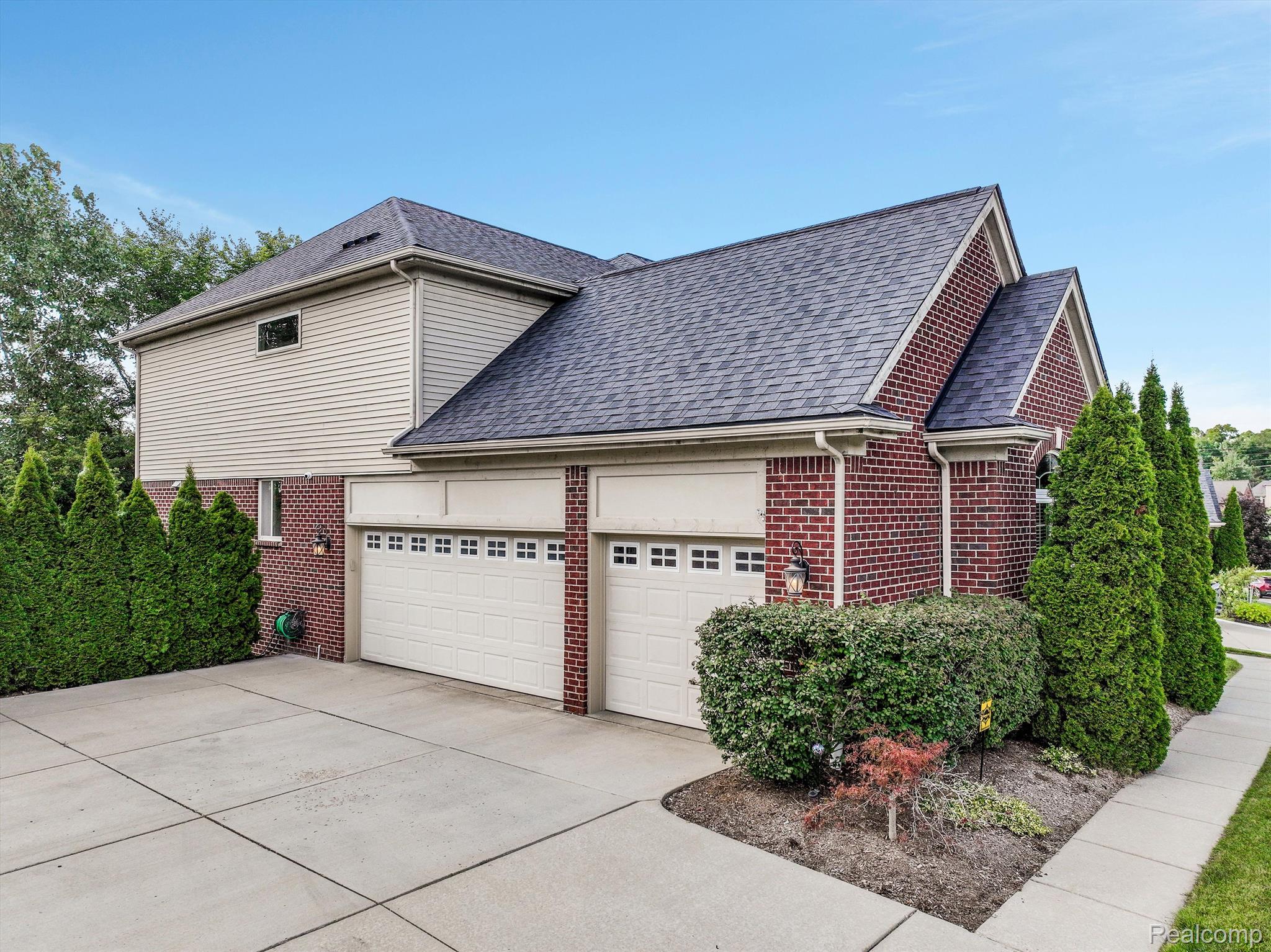 5055 PARKGATE Drive