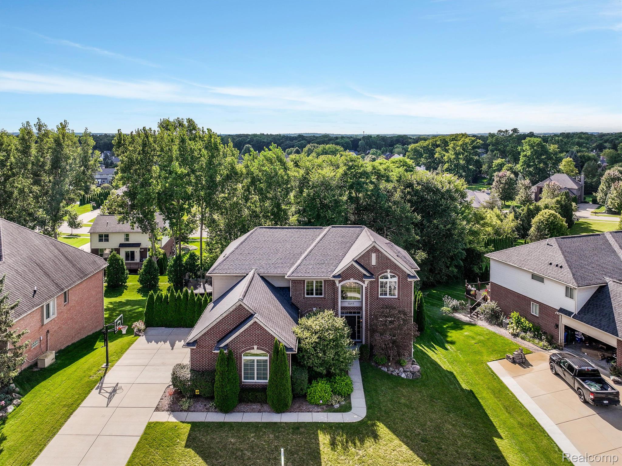 5055 PARKGATE Drive