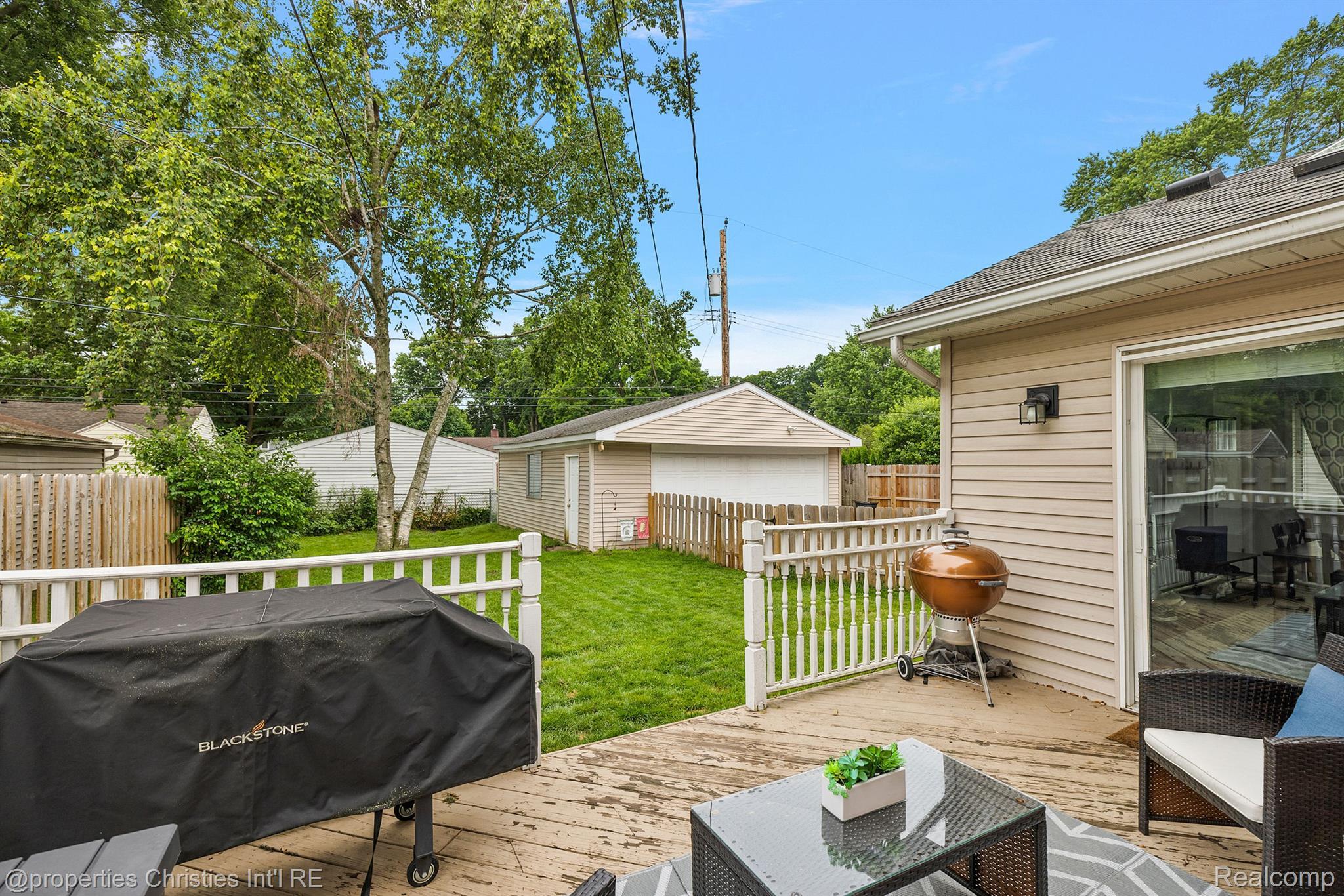 616 GOLF Avenue