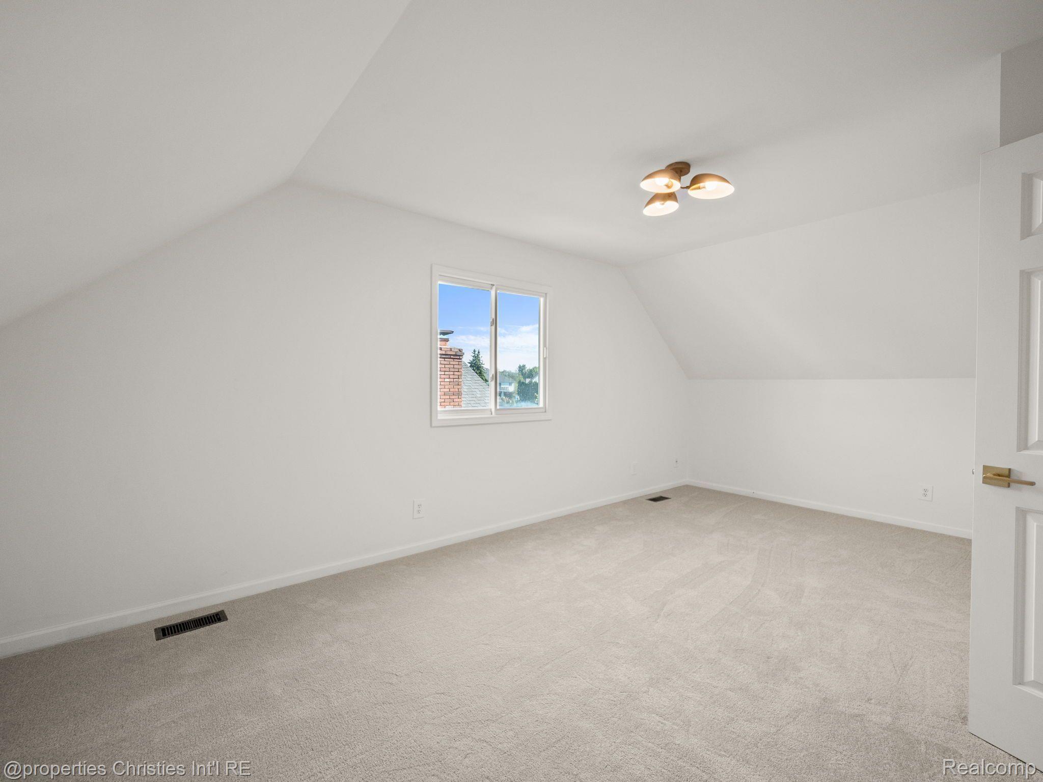 33596 FARMVIEW Lane