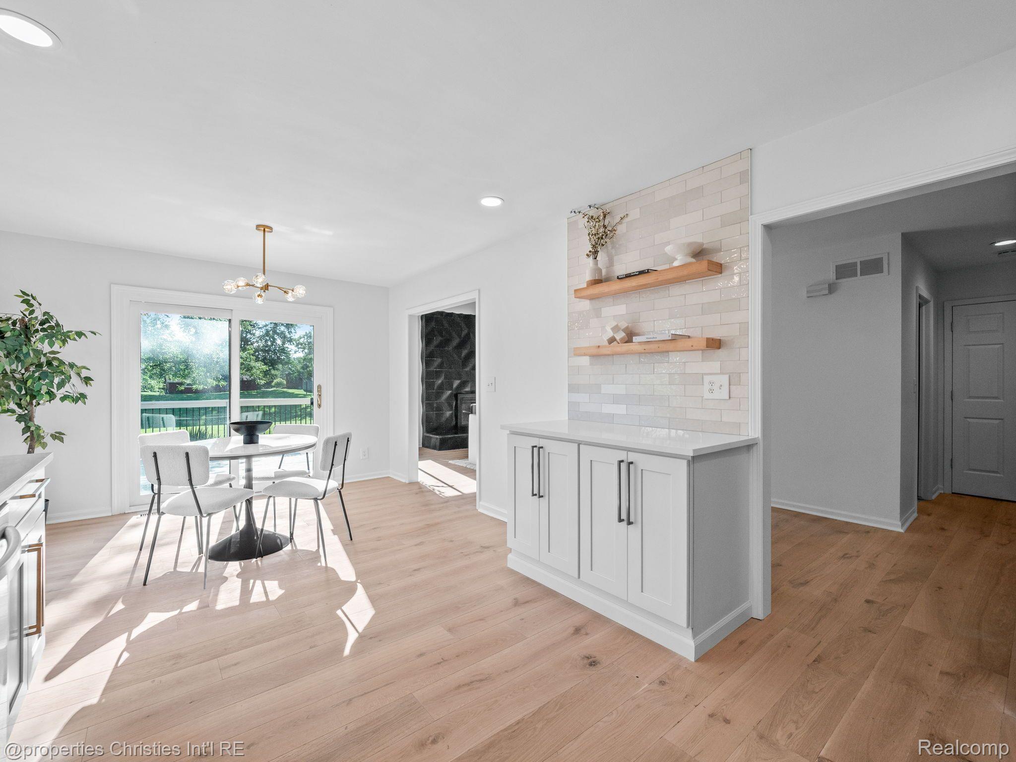 33596 FARMVIEW Lane