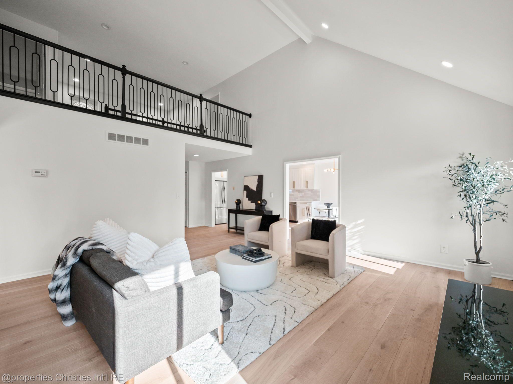 33596 FARMVIEW Lane
