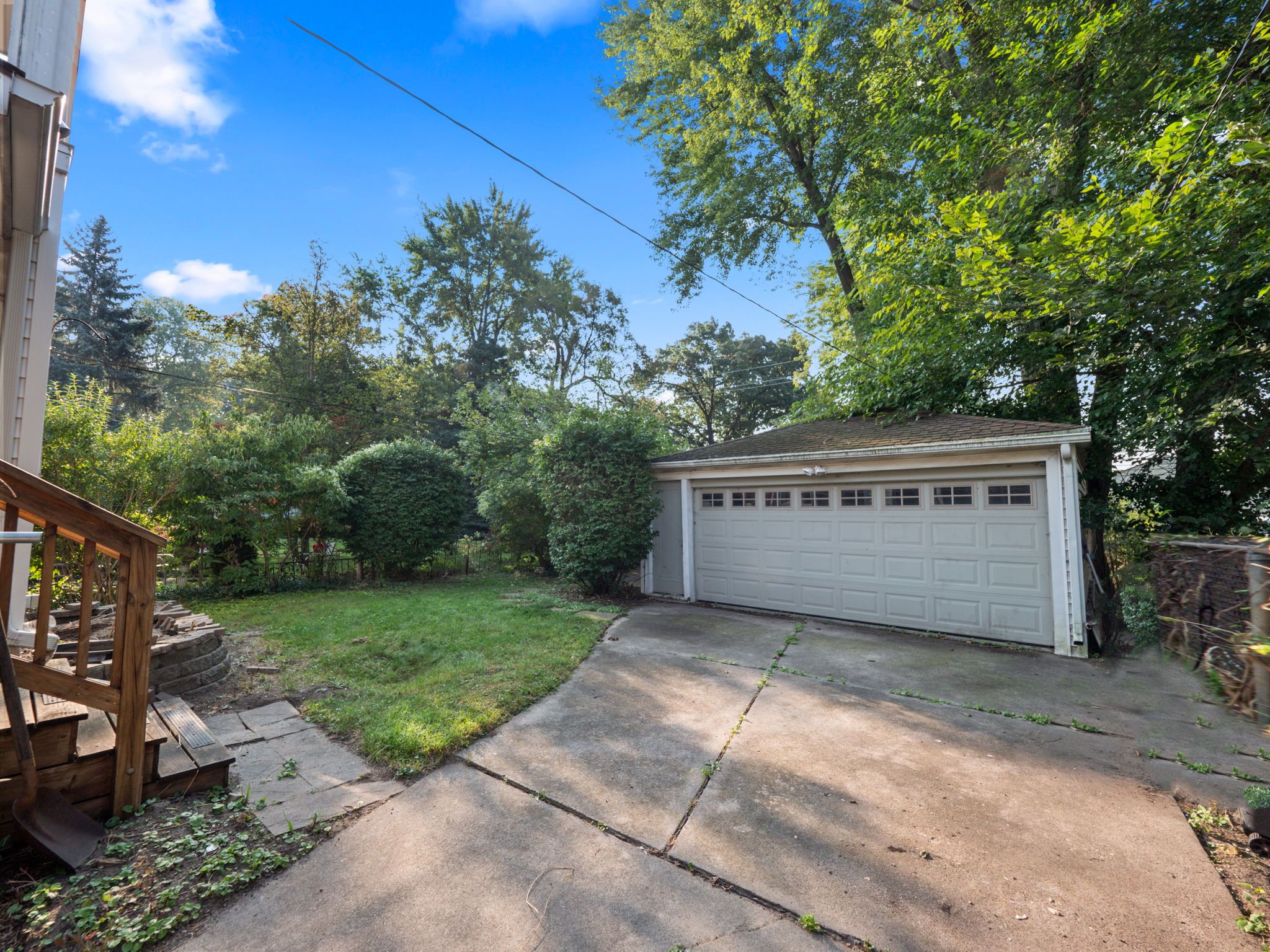 18 WOODWARD HEIGHTS Boulevard