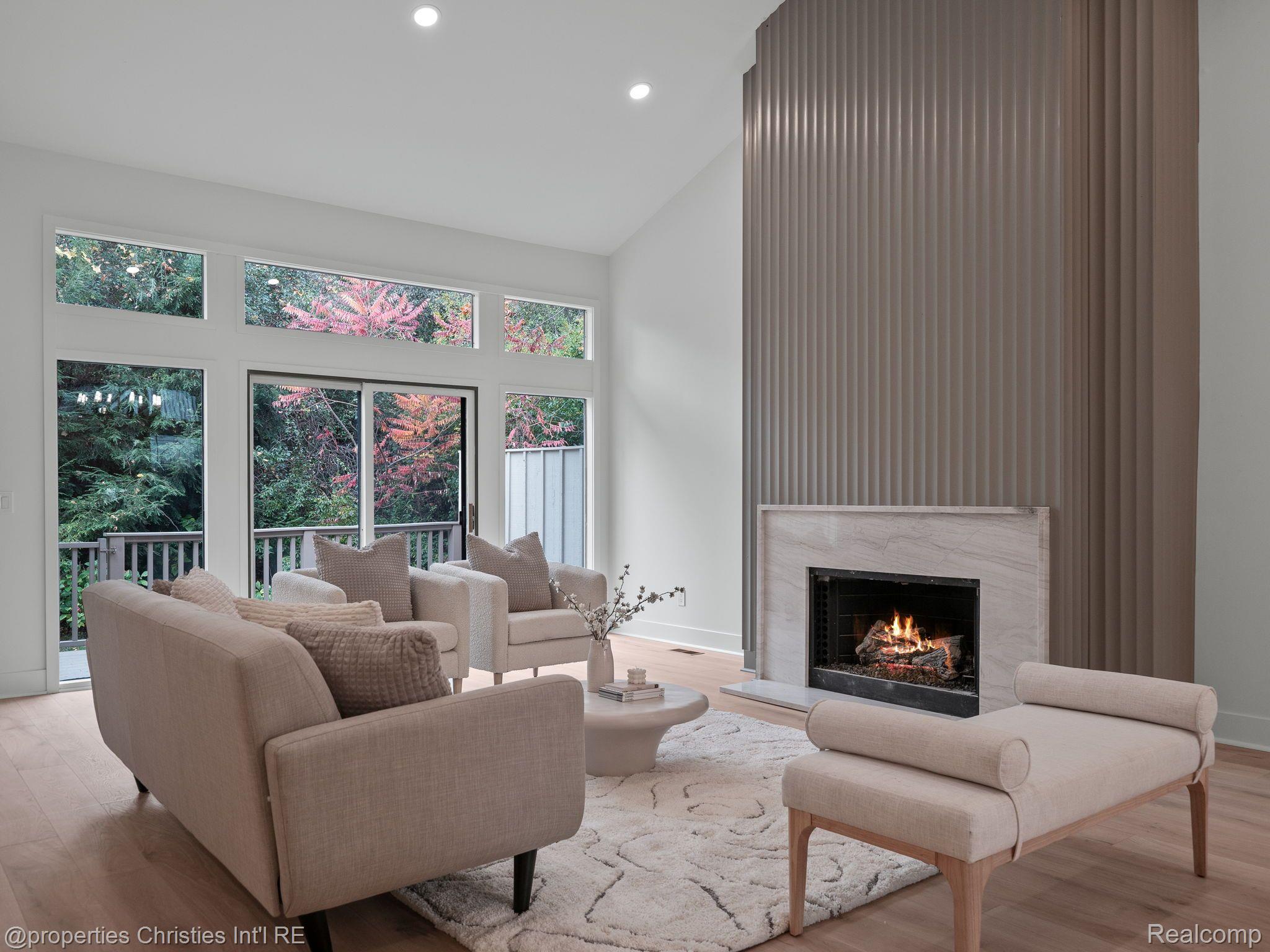 2459 HICKORY GLEN Drive