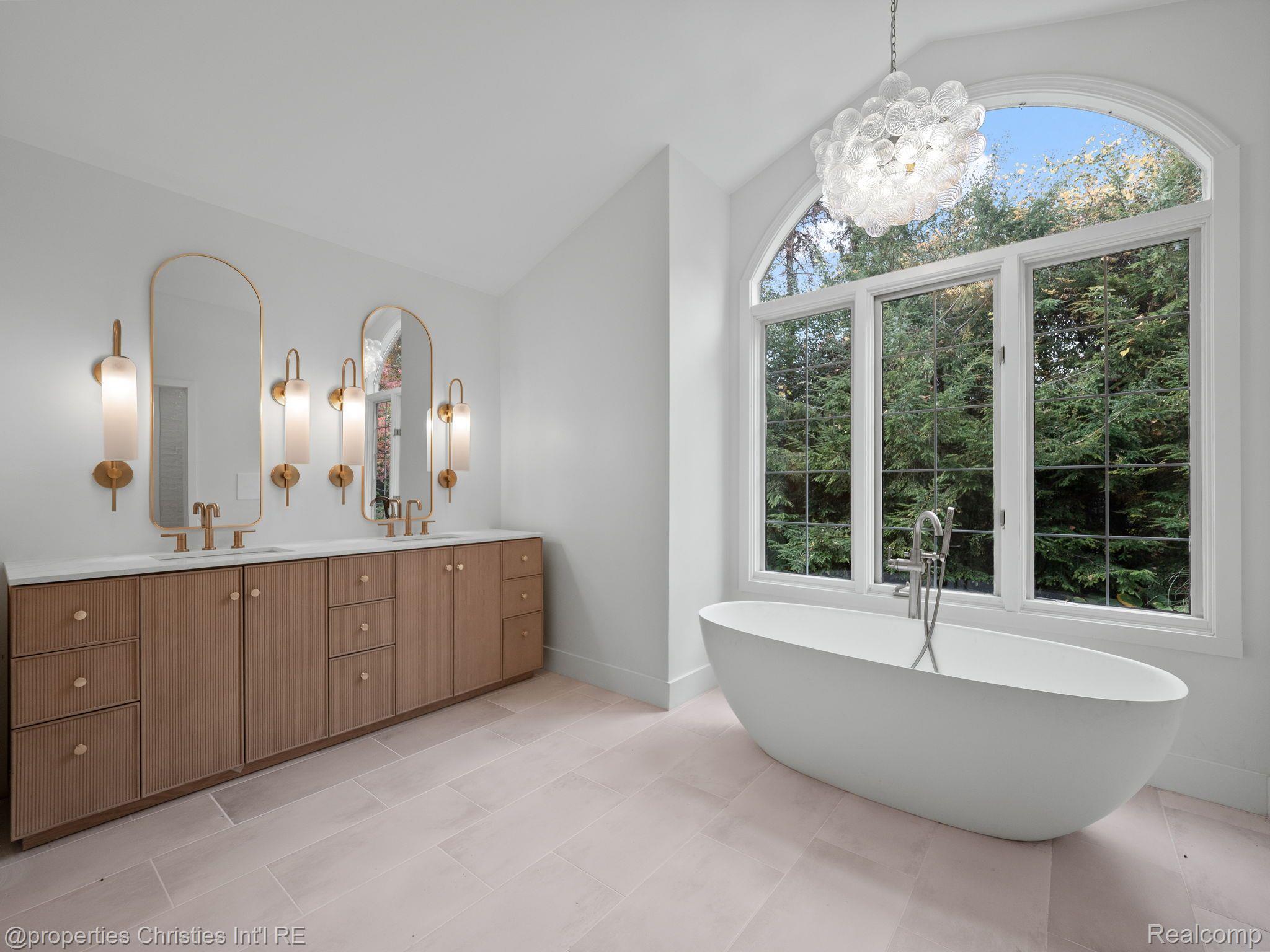 2459 HICKORY GLEN Drive