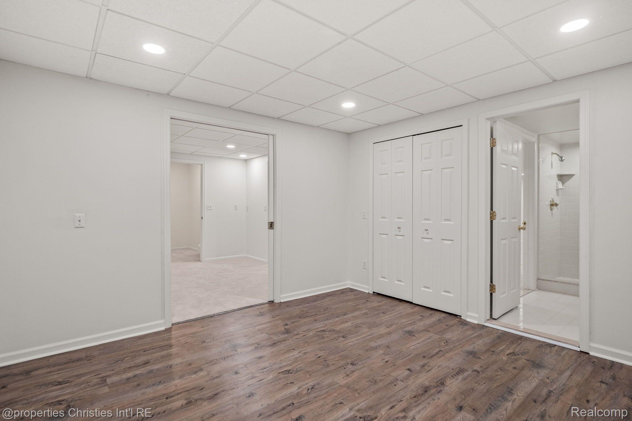 2459 HICKORY GLEN Drive