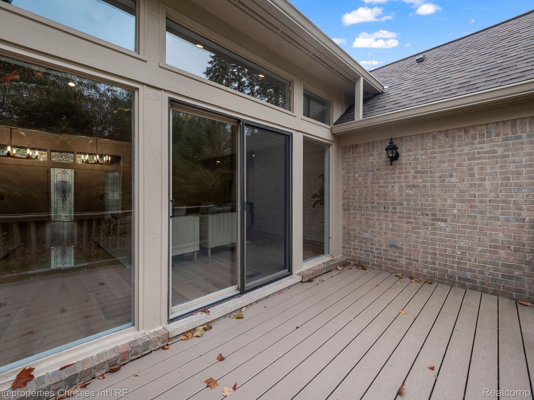 2459 HICKORY GLEN Drive