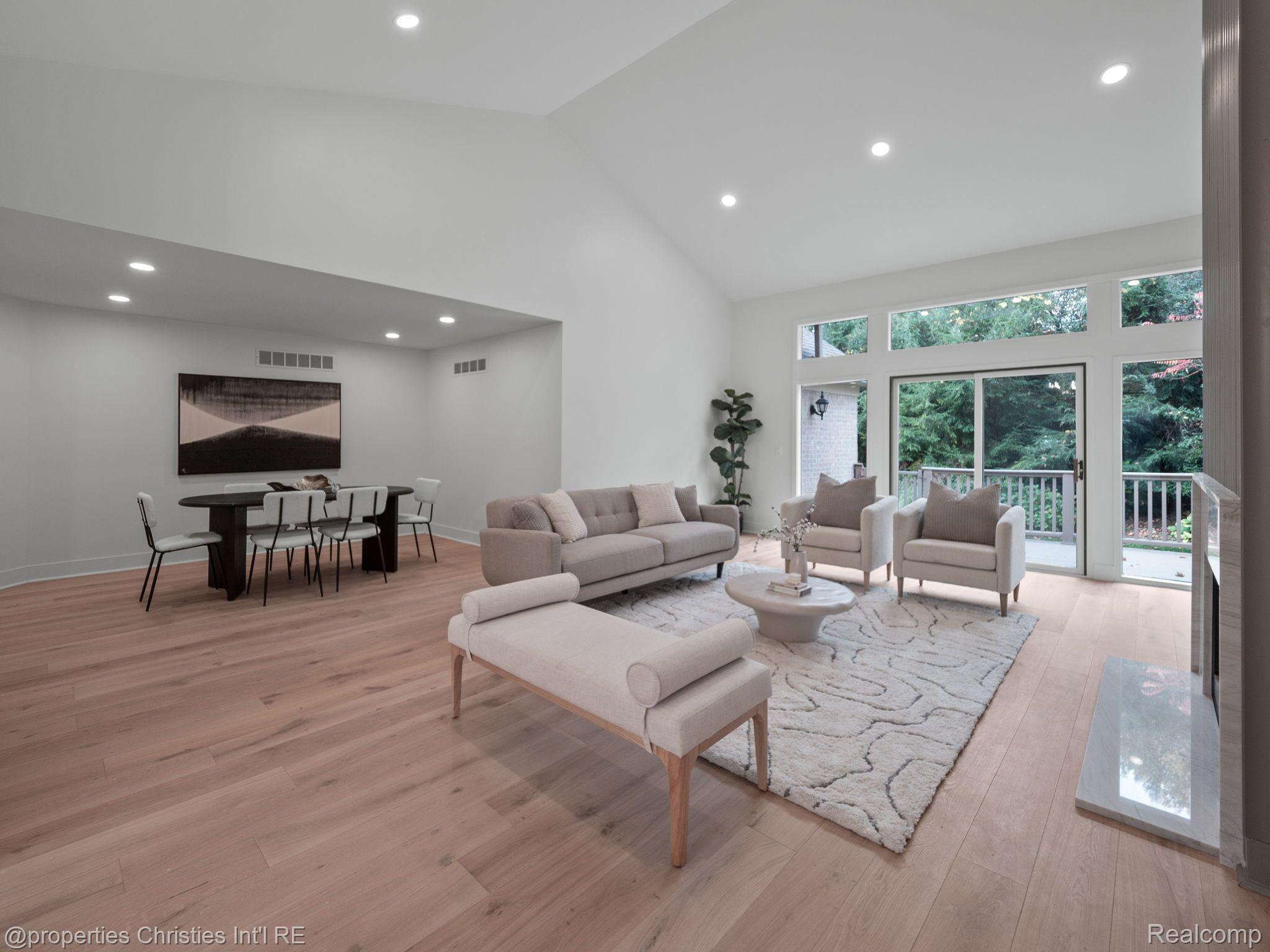 2459 HICKORY GLEN Drive