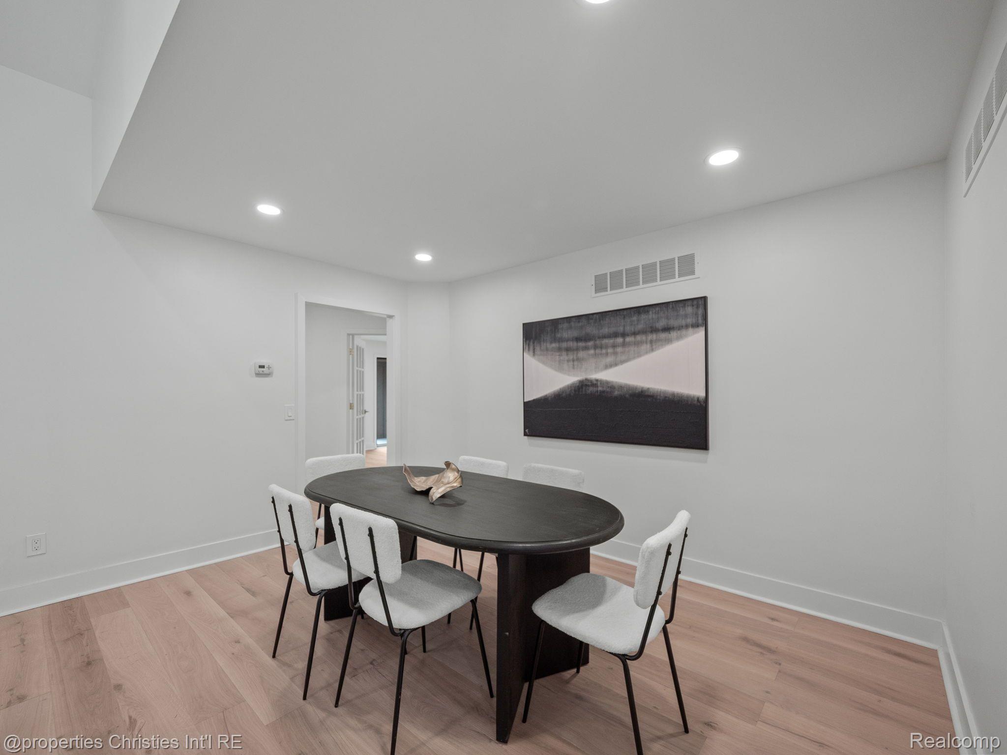 2459 HICKORY GLEN Drive