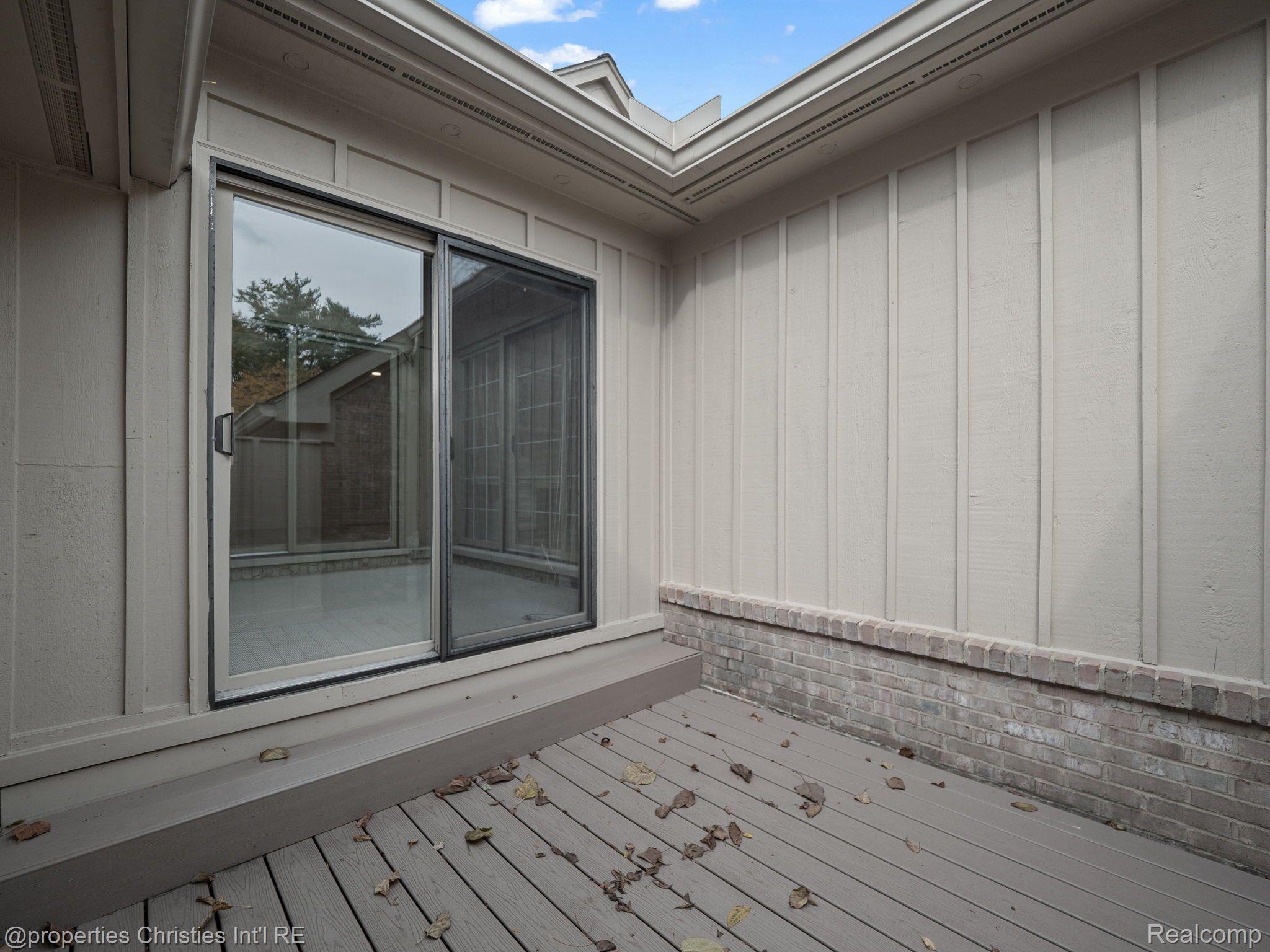 2459 HICKORY GLEN Drive