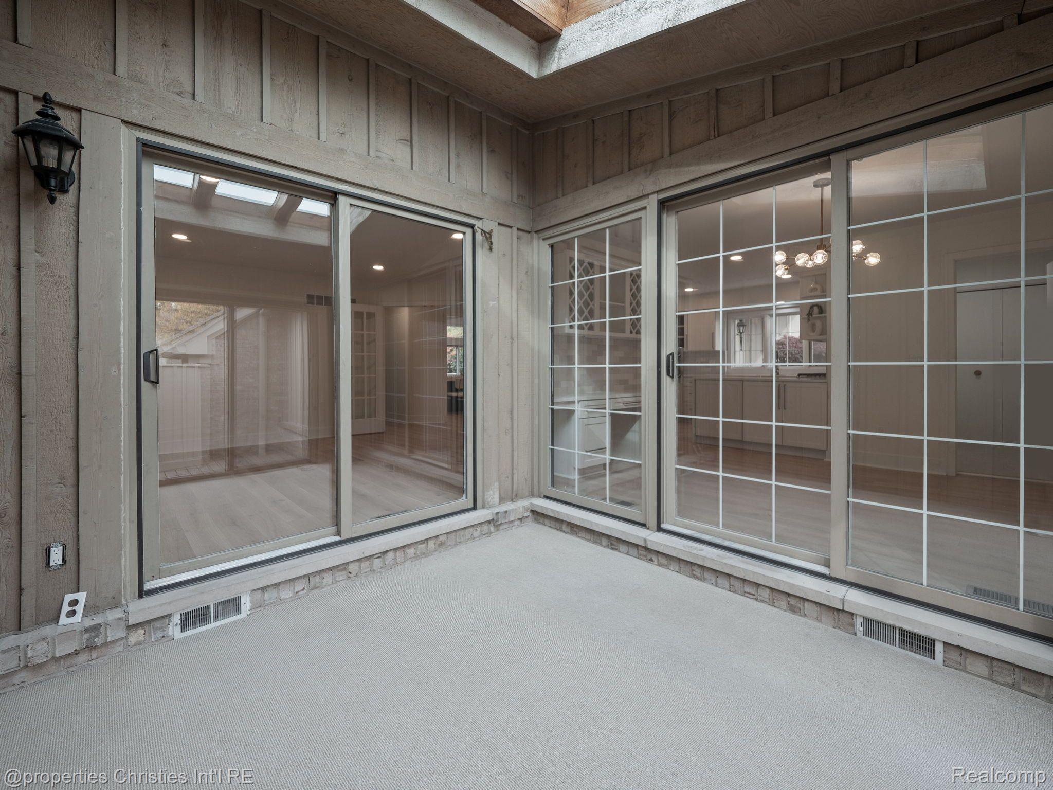 2459 HICKORY GLEN Drive