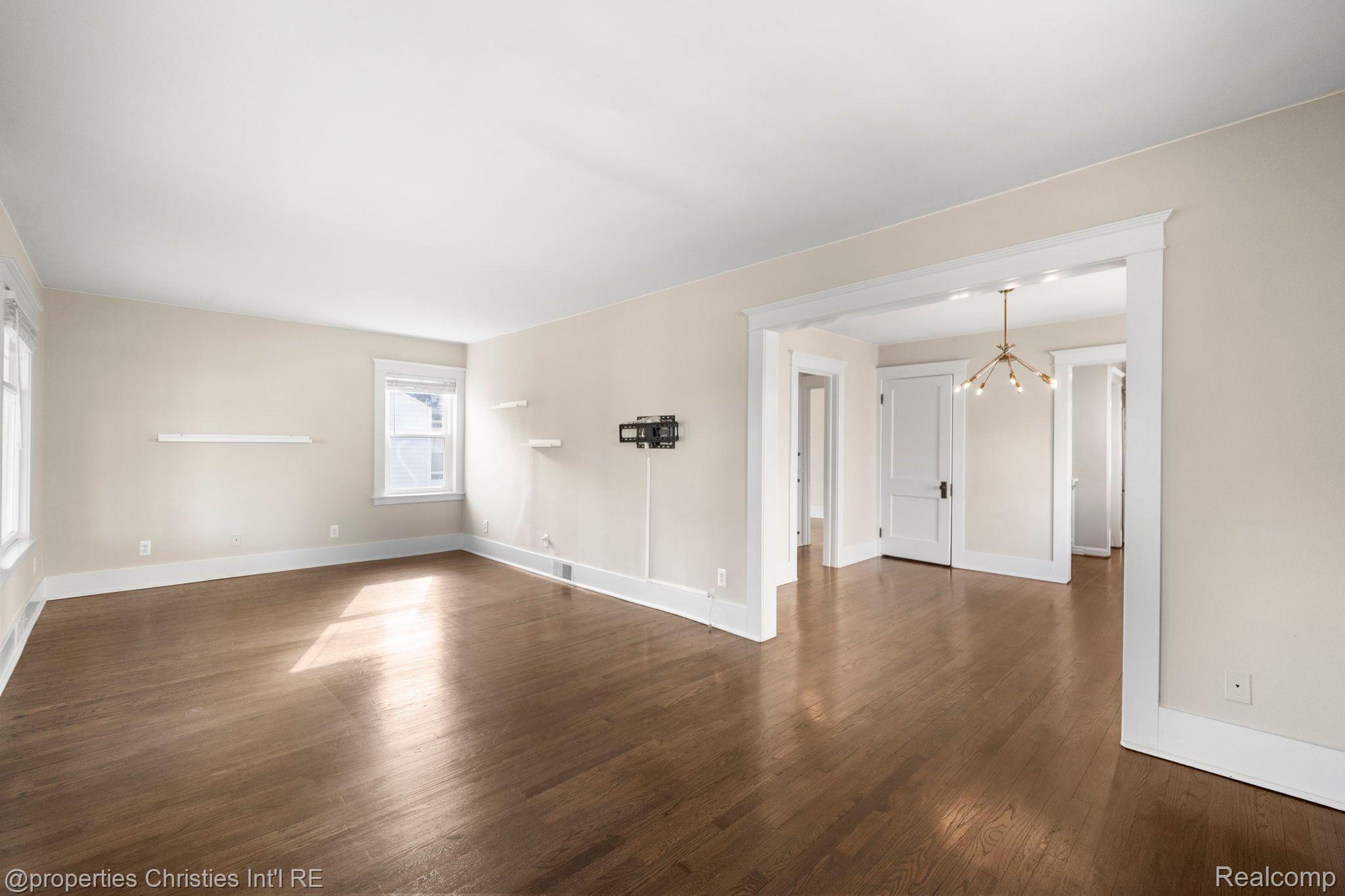 1006 ETOWAH Avenue