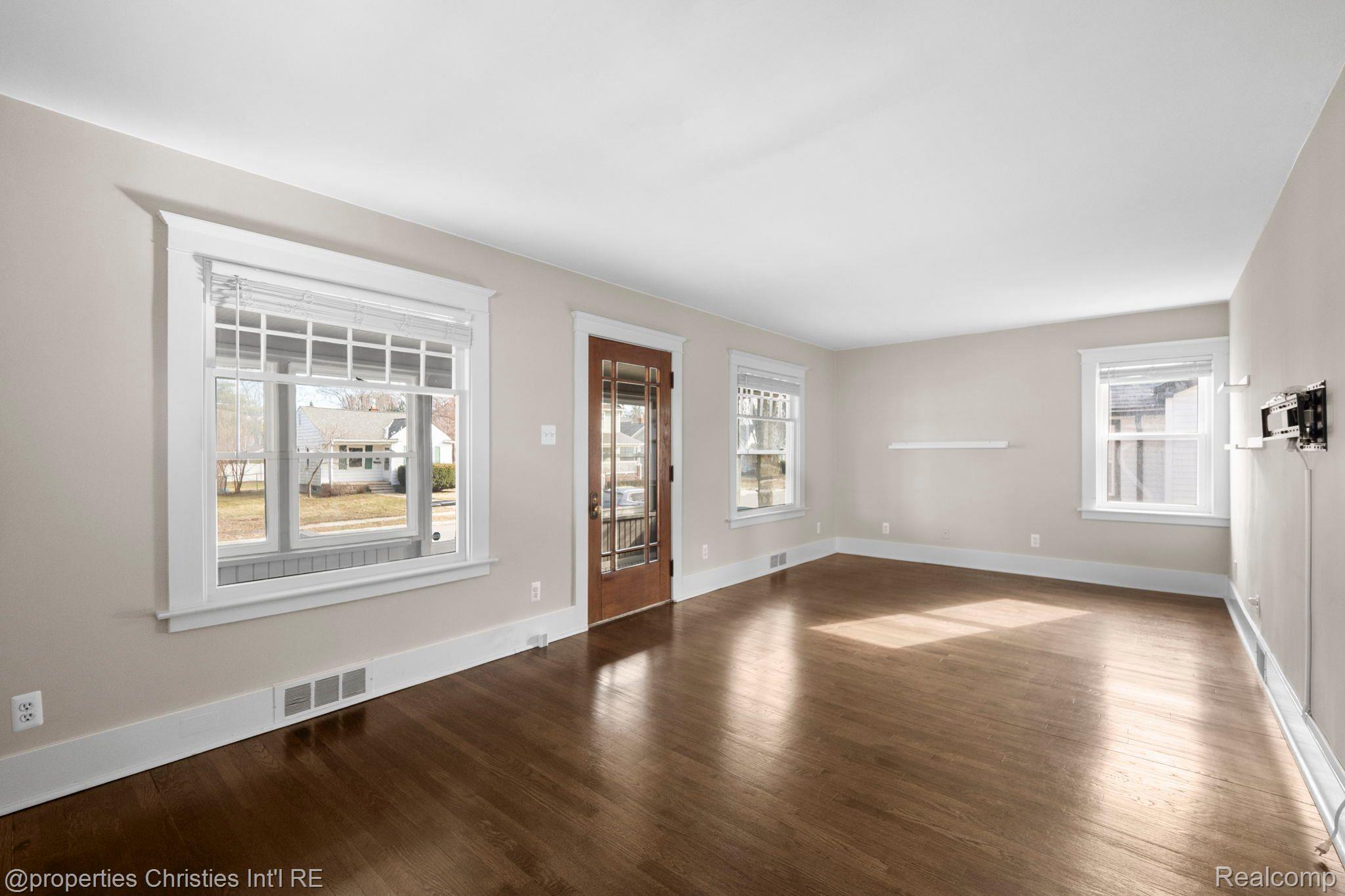 1006 ETOWAH Avenue