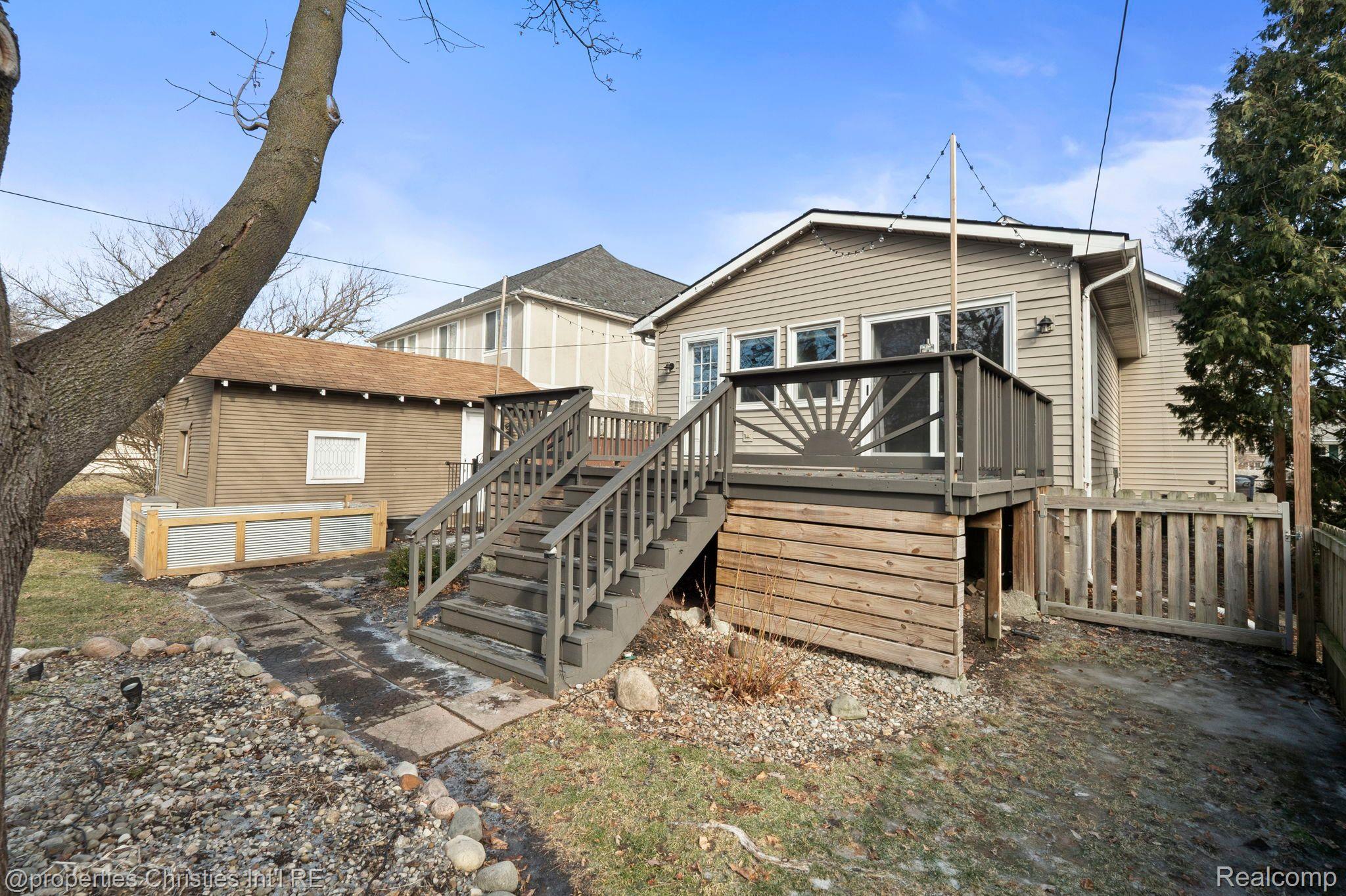 1006 ETOWAH Avenue