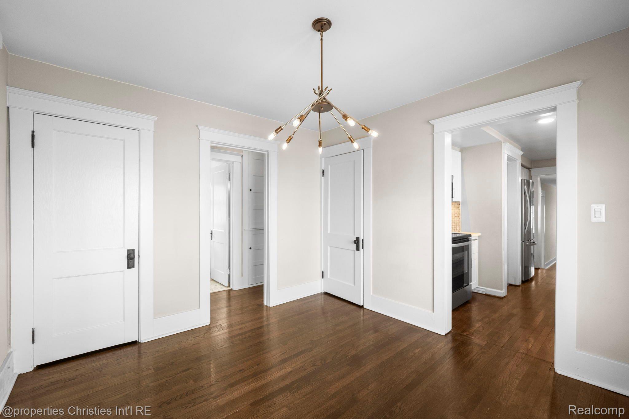 1006 ETOWAH Avenue