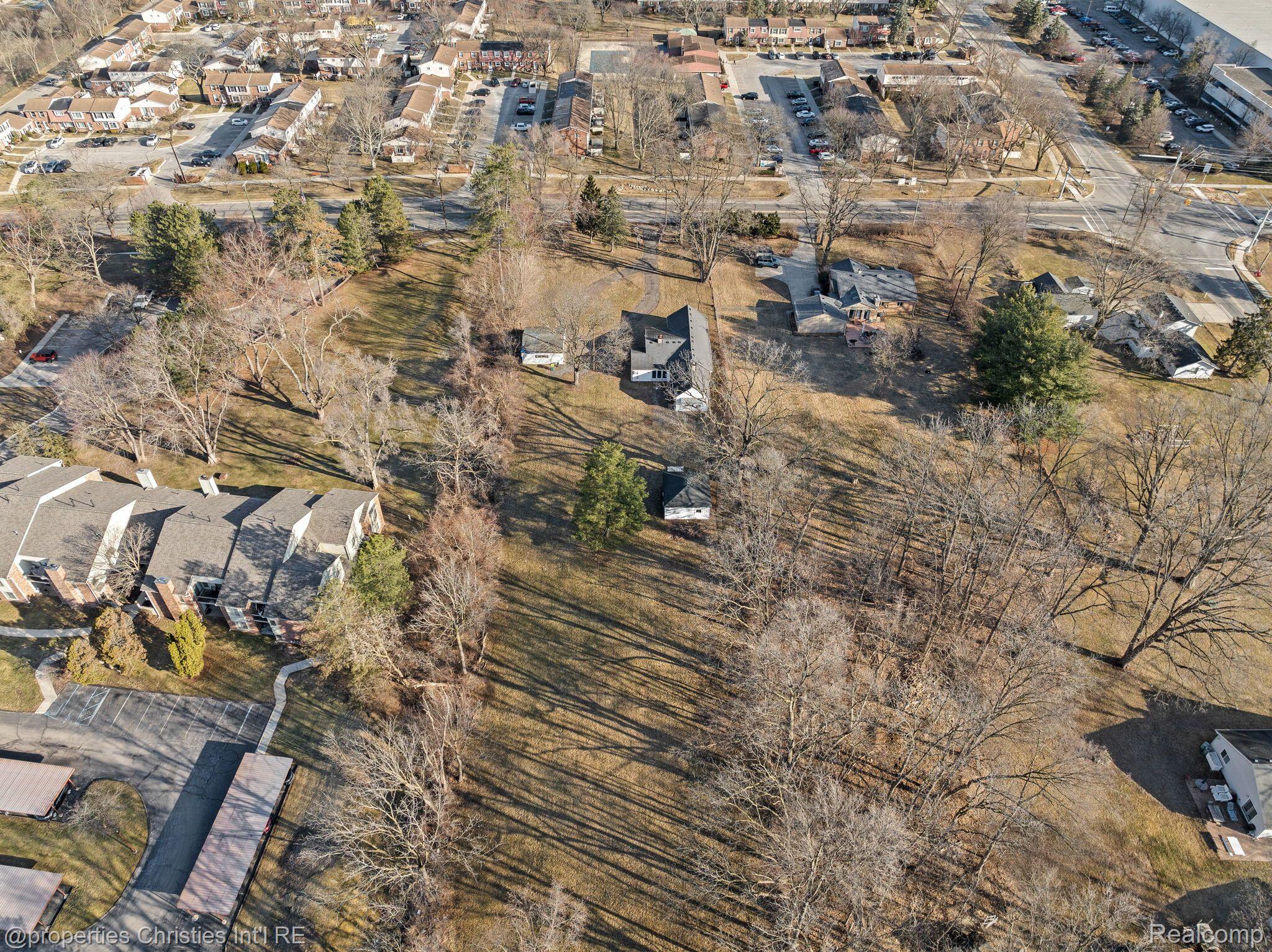 34505 W 9 MILE Road