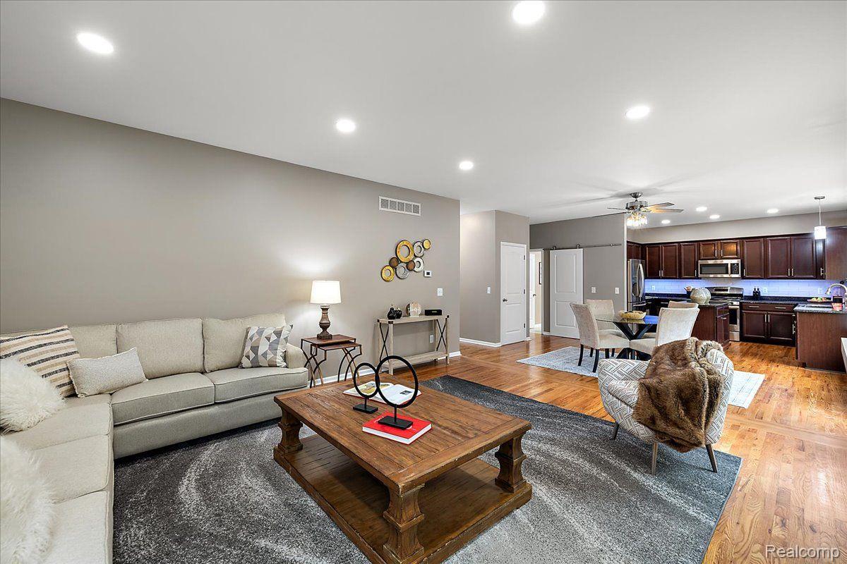 29816 TRAILWOOD Drive