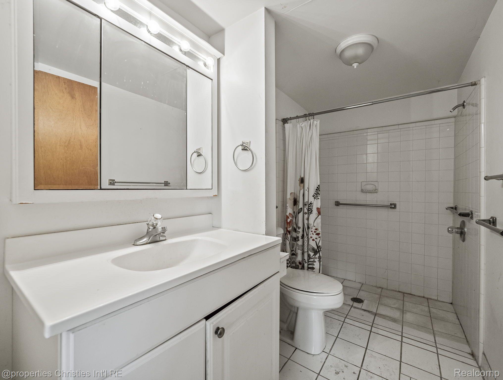 5348 BURGUNDY Drive