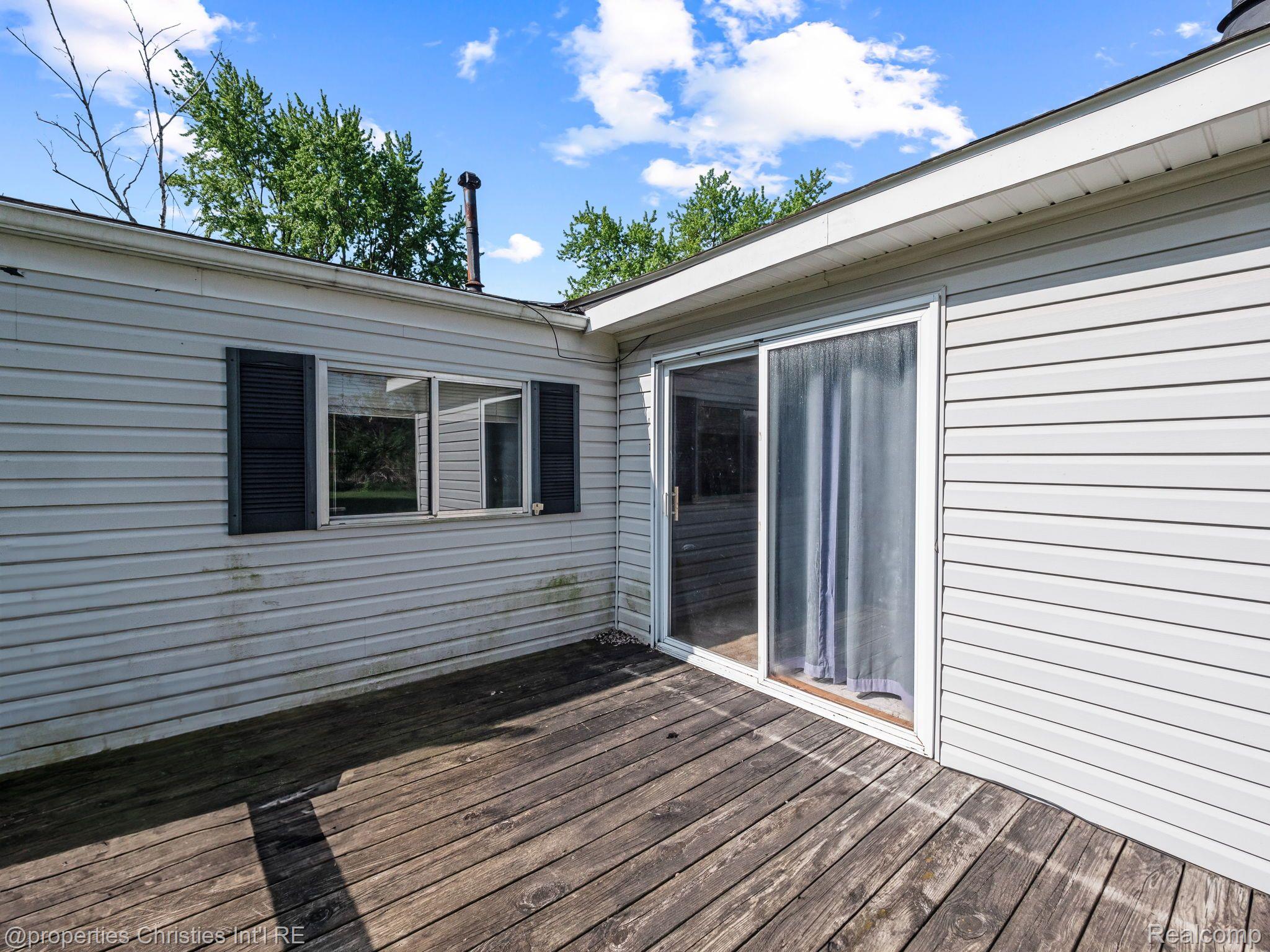 5348 BURGUNDY Drive