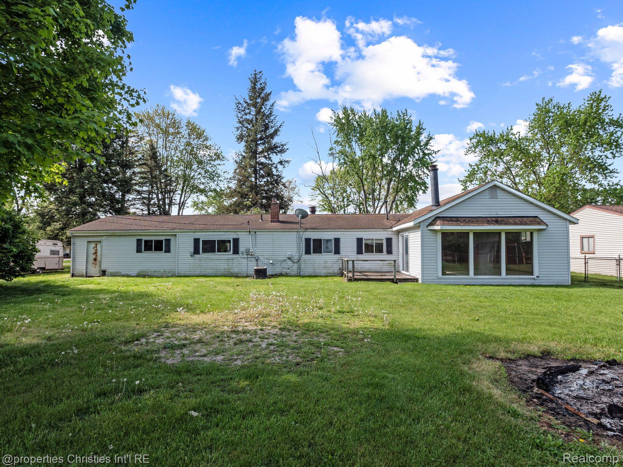 5348 BURGUNDY Drive