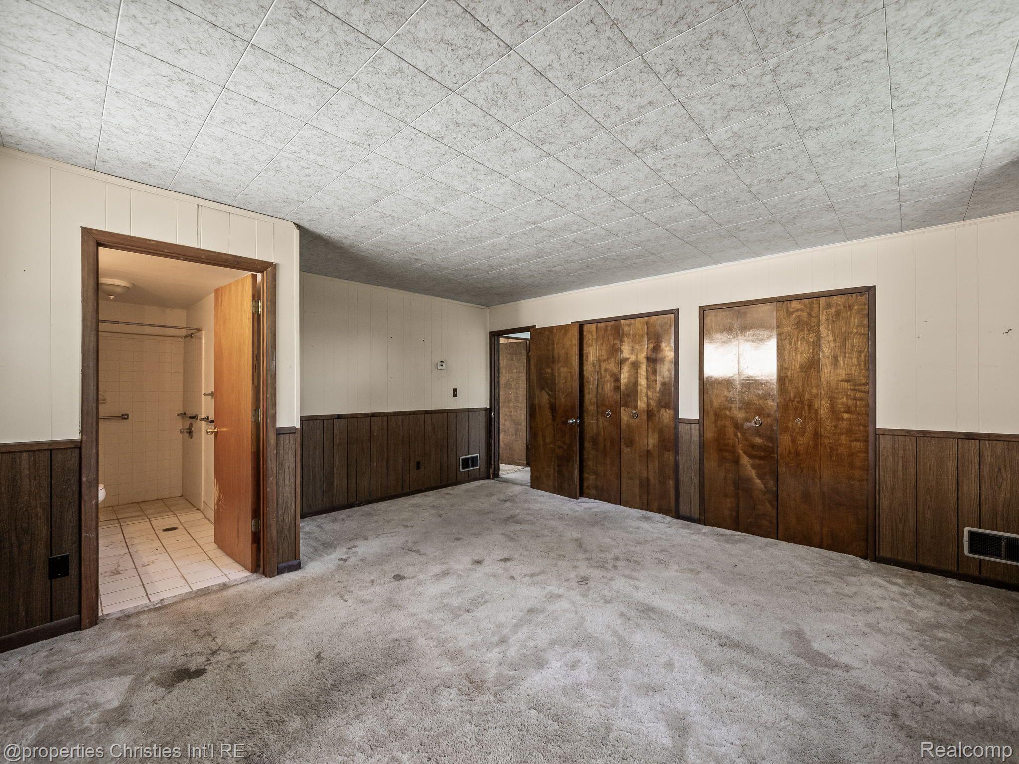 5348 BURGUNDY Drive