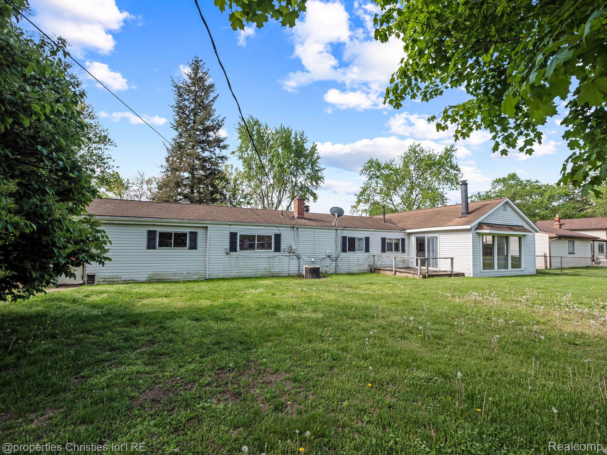 5348 BURGUNDY Drive