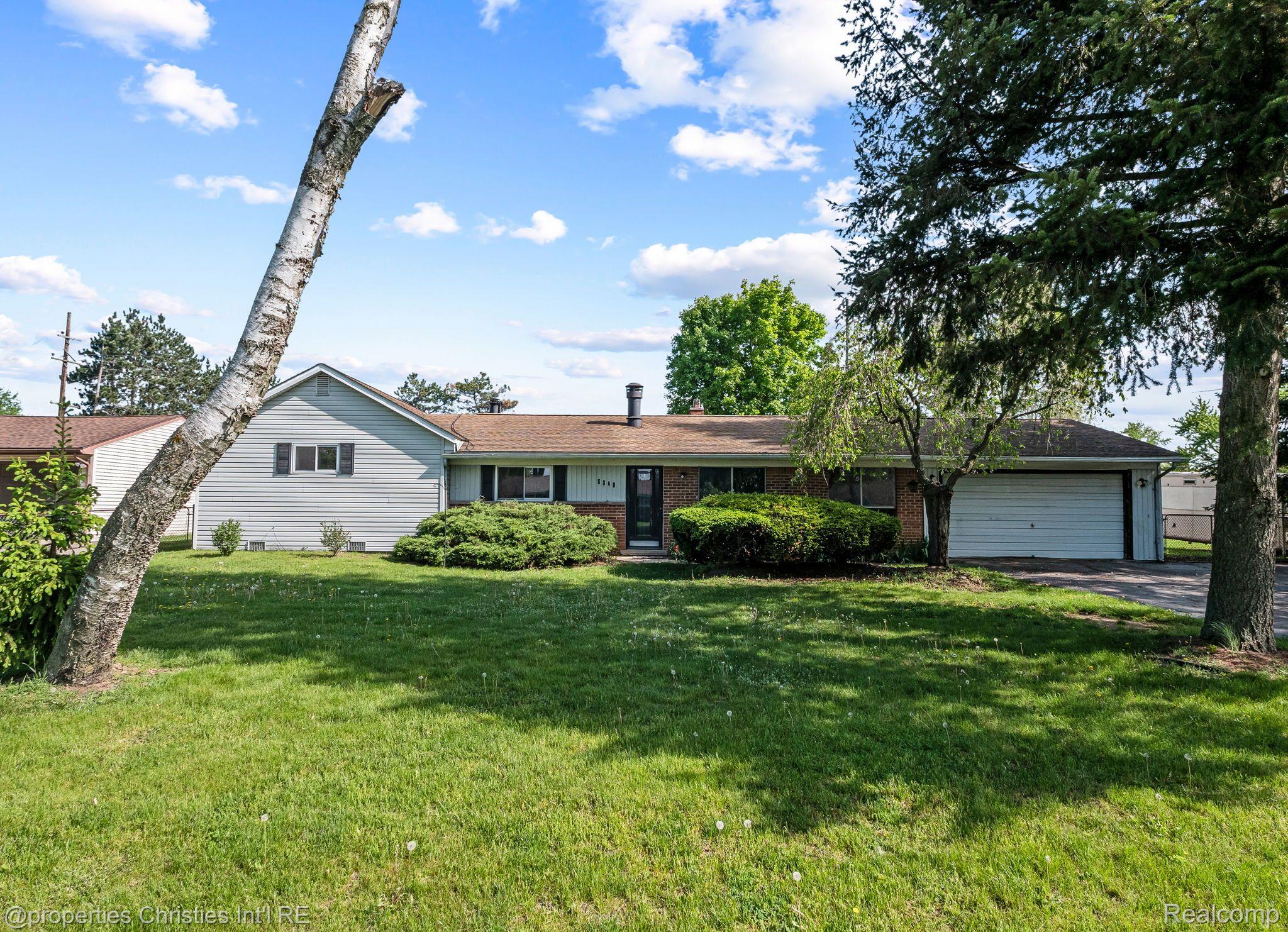 5348 BURGUNDY Drive