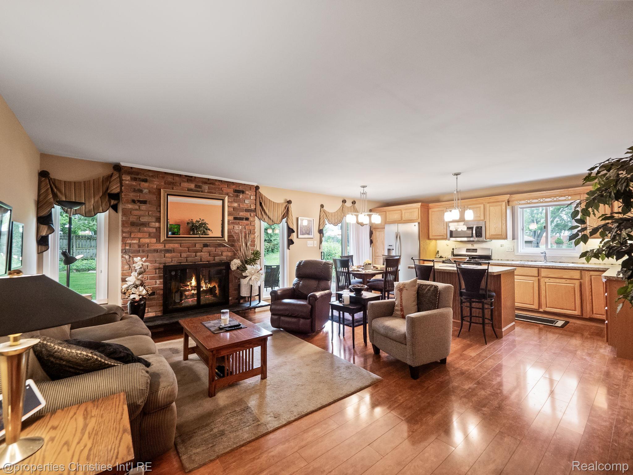 41642 Sycamore Drive