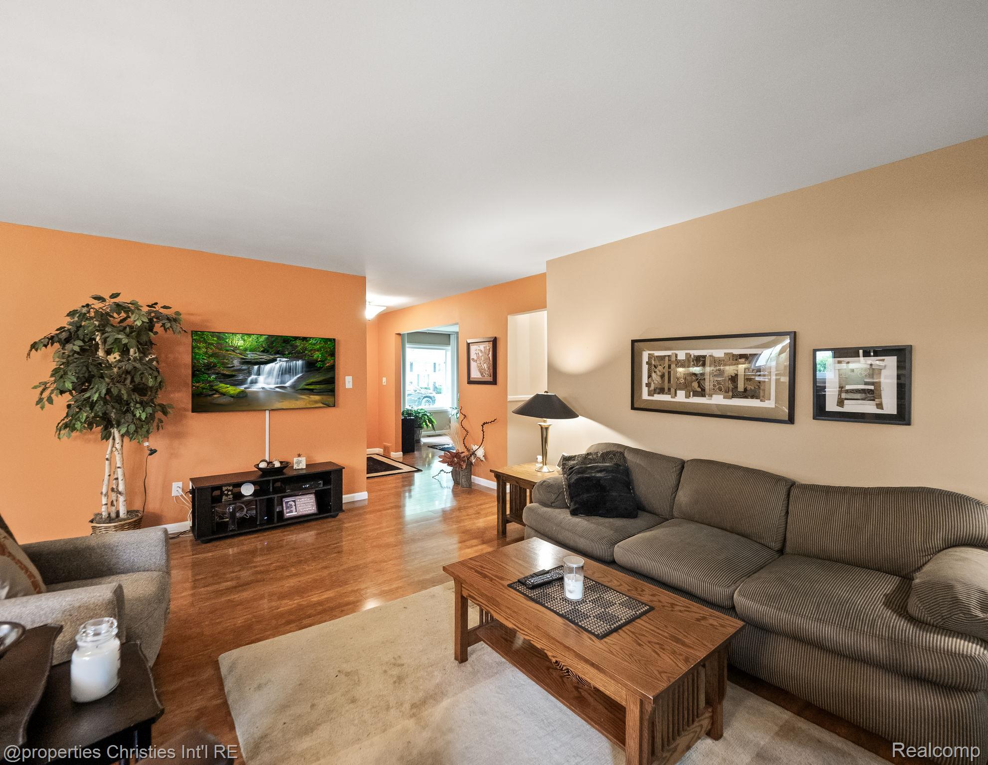 41642 Sycamore Drive
