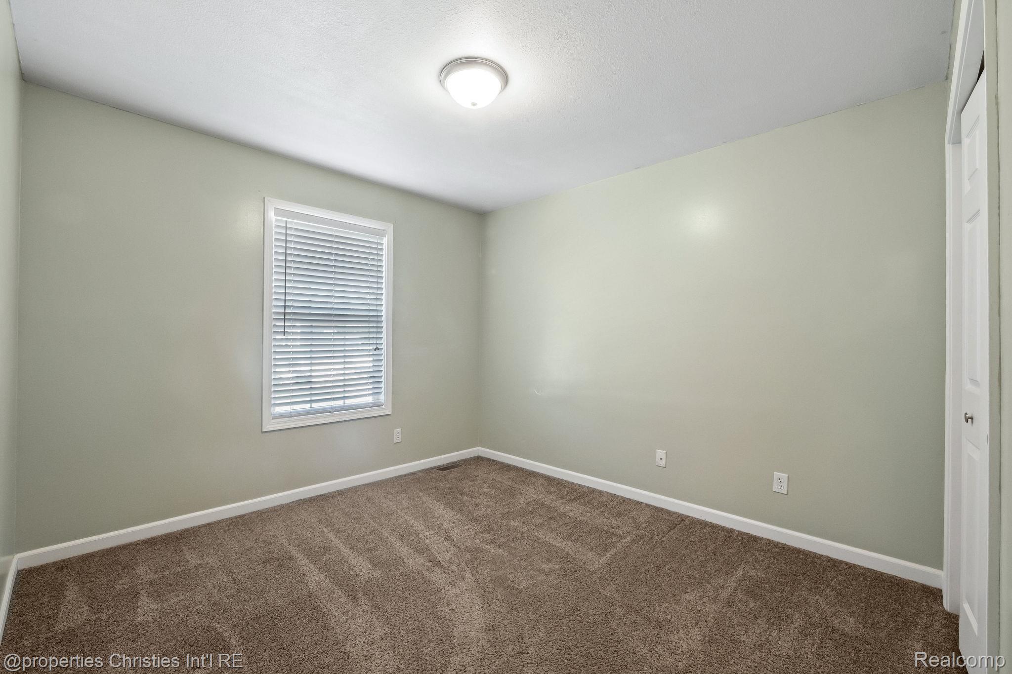 4936 Pine Hill Drive