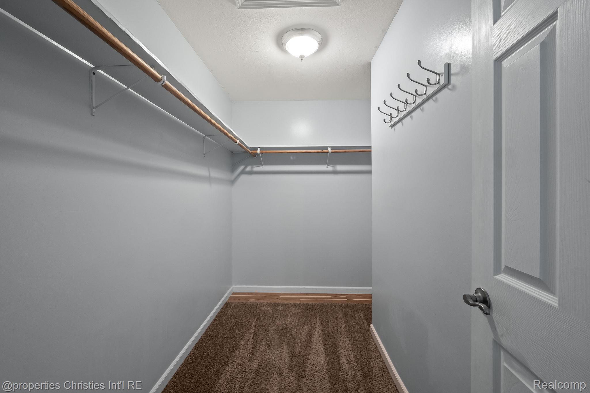 4936 Pine Hill Drive