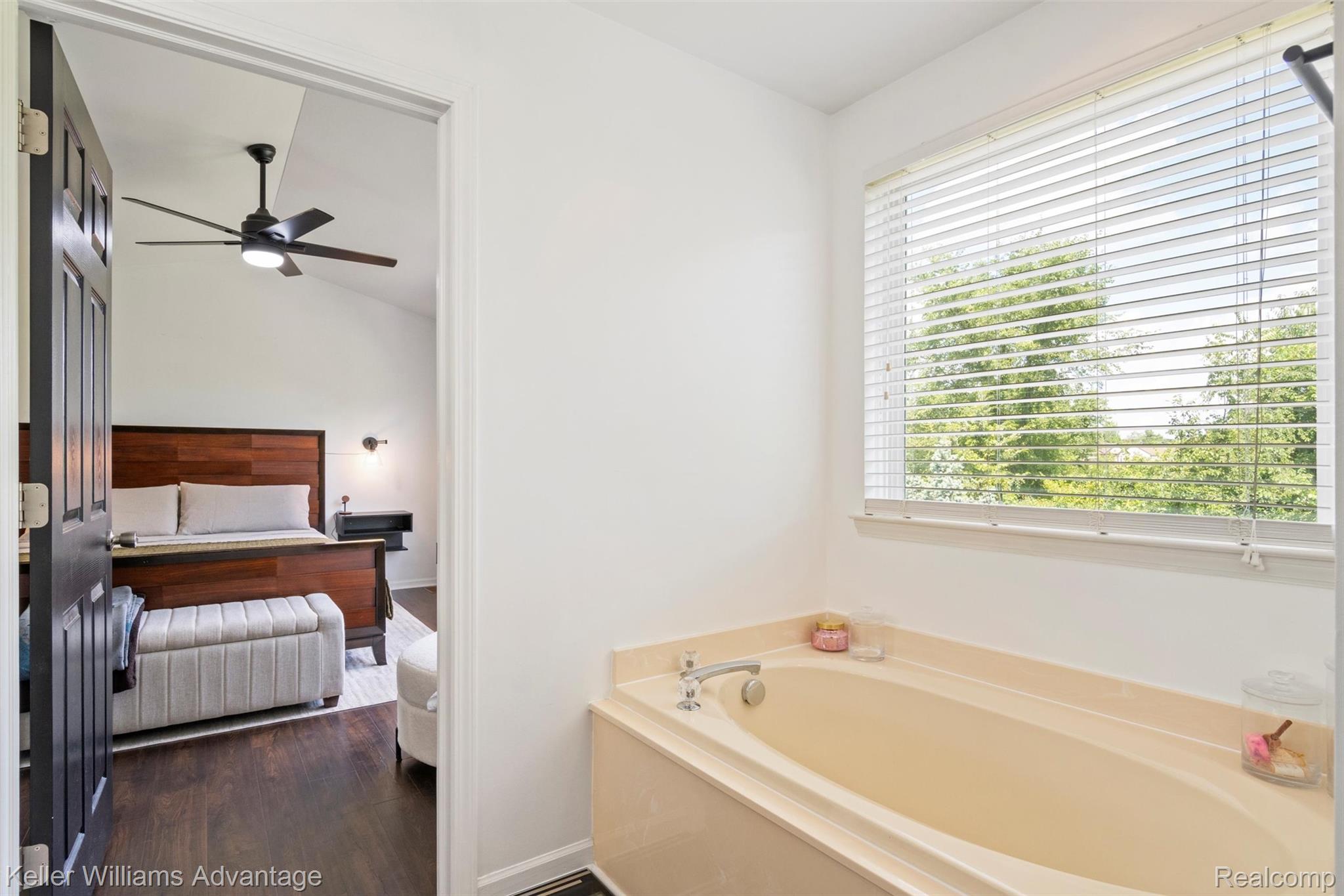 9731 Ravenshire Drive